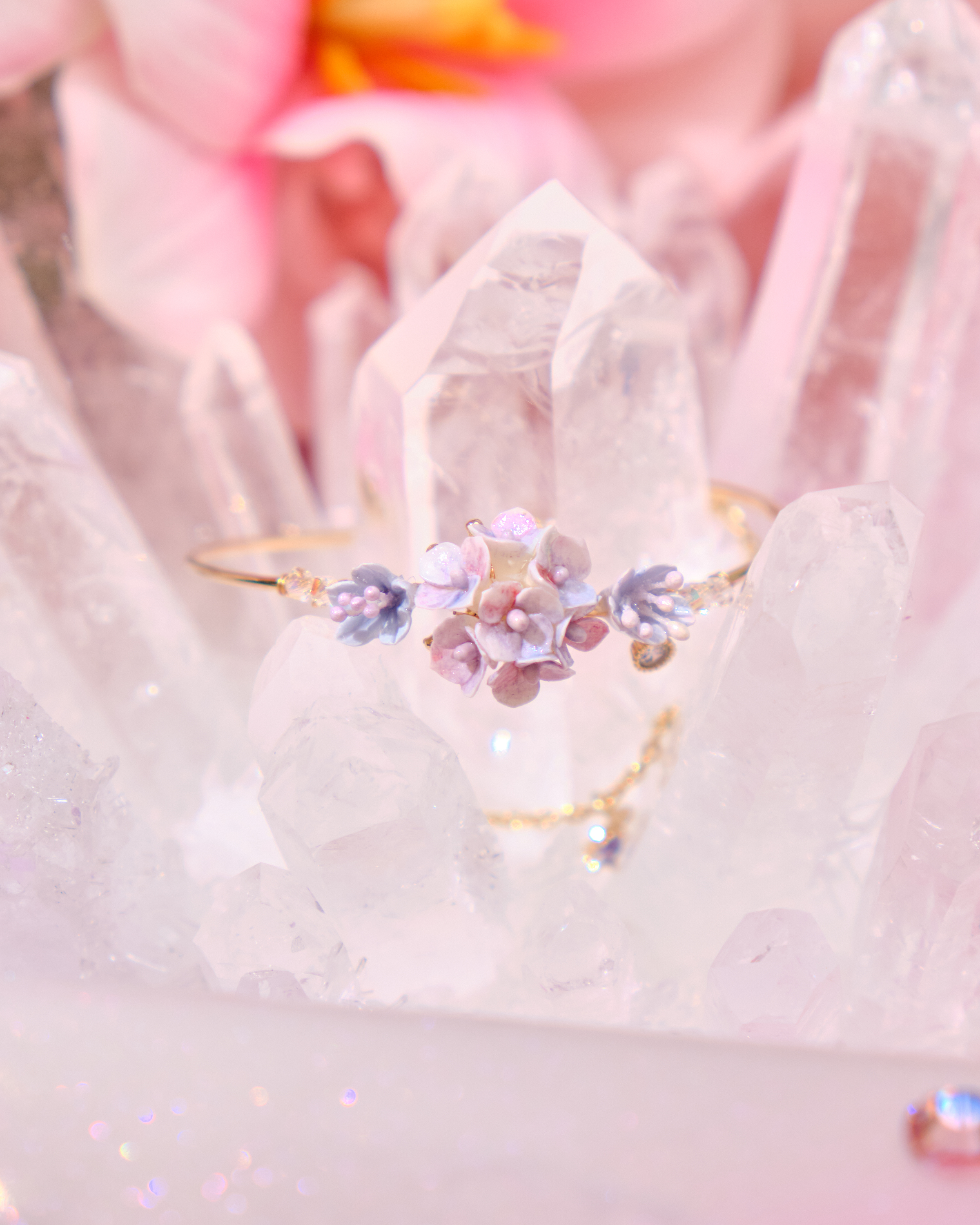 12693 Graceful Garden Small Bouquet Gold/Silver Open Bracelet