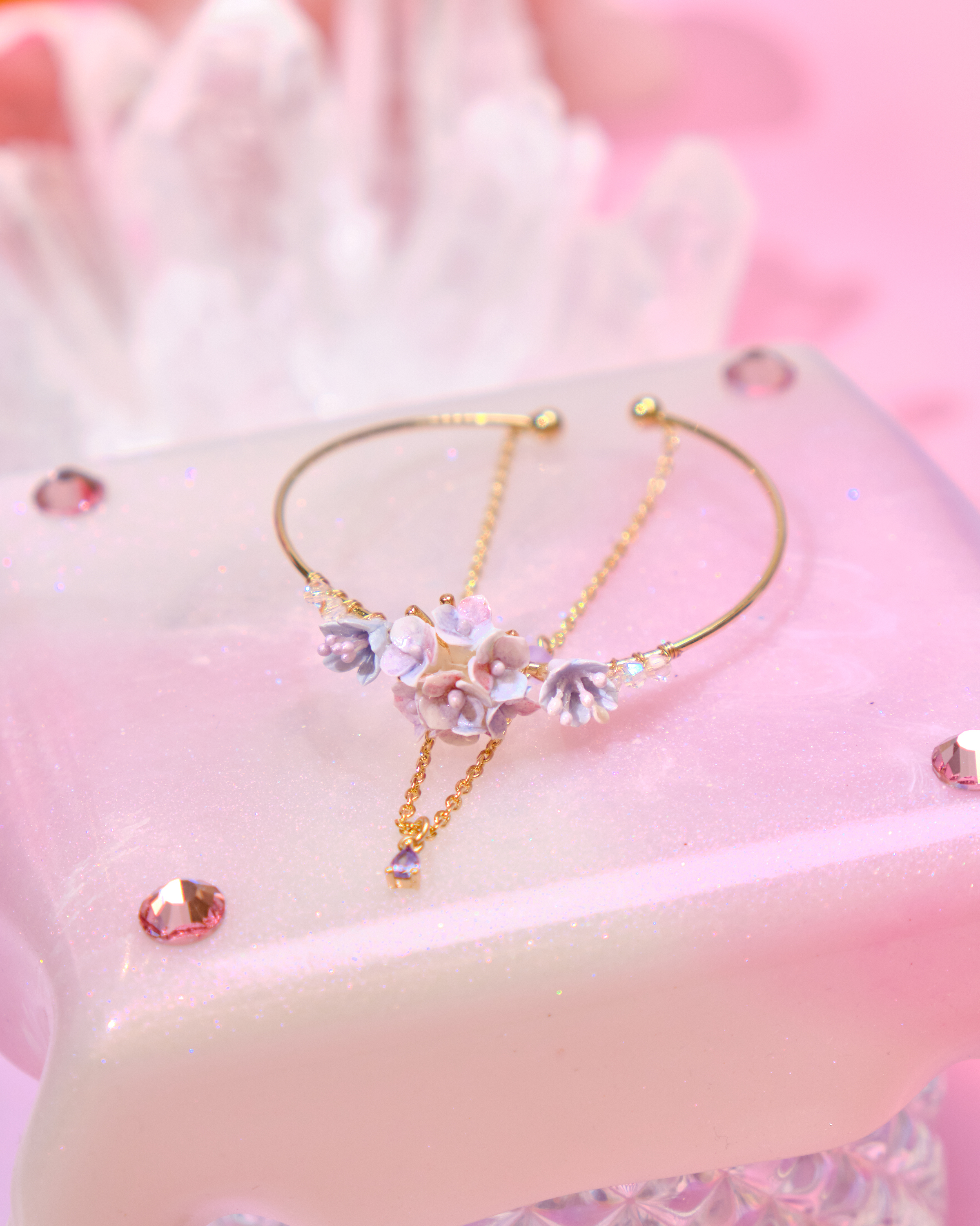 12693 Graceful Garden Small Bouquet Gold/Silver Open Bracelet