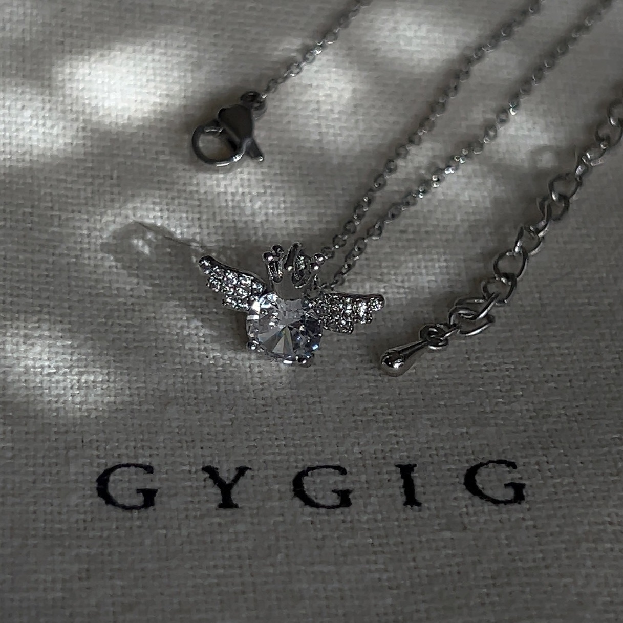 Gy”flare白金鑽小天使翅膀細鎖骨鏈