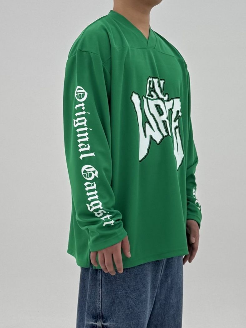 V領英文字長袖衫 COVILL-220T