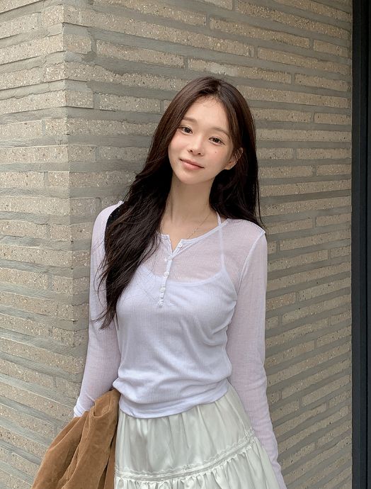 早秋預訂｜BUTTONS半開寬鬆長袖T 恤