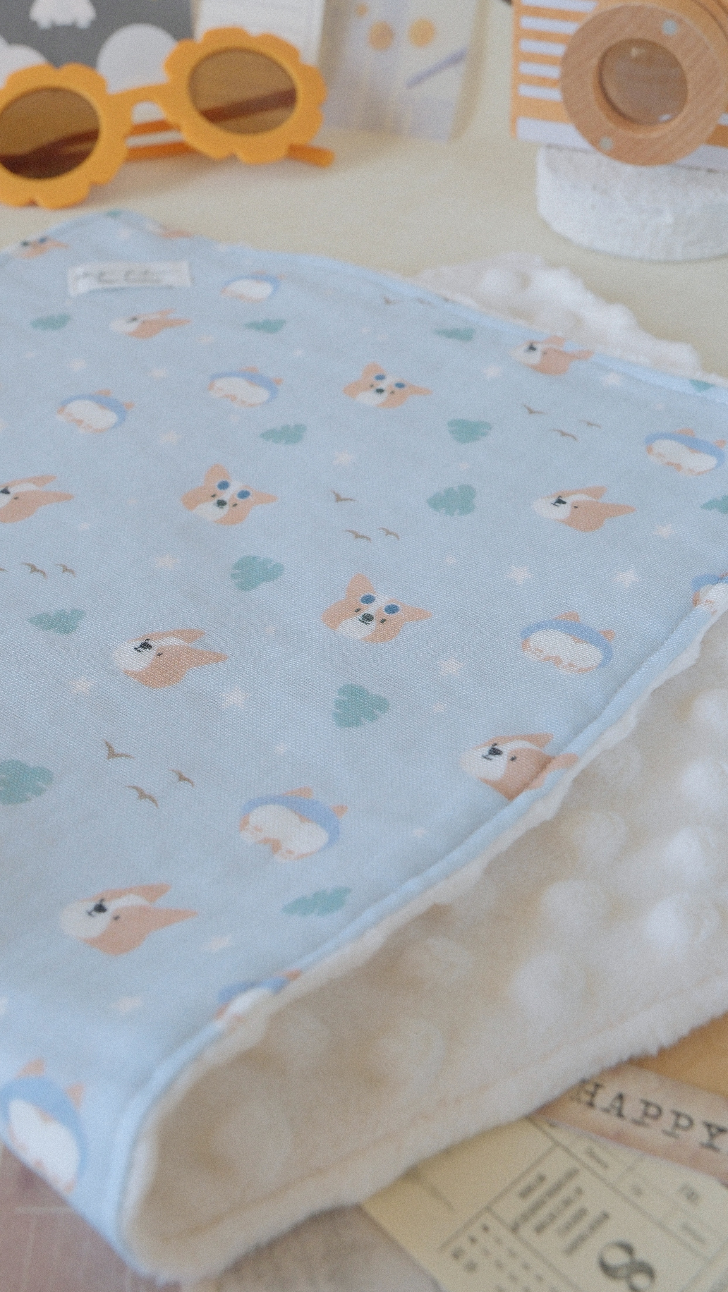 Hi Y.P store-枕巾-獨家設計款-柯基夏日誌