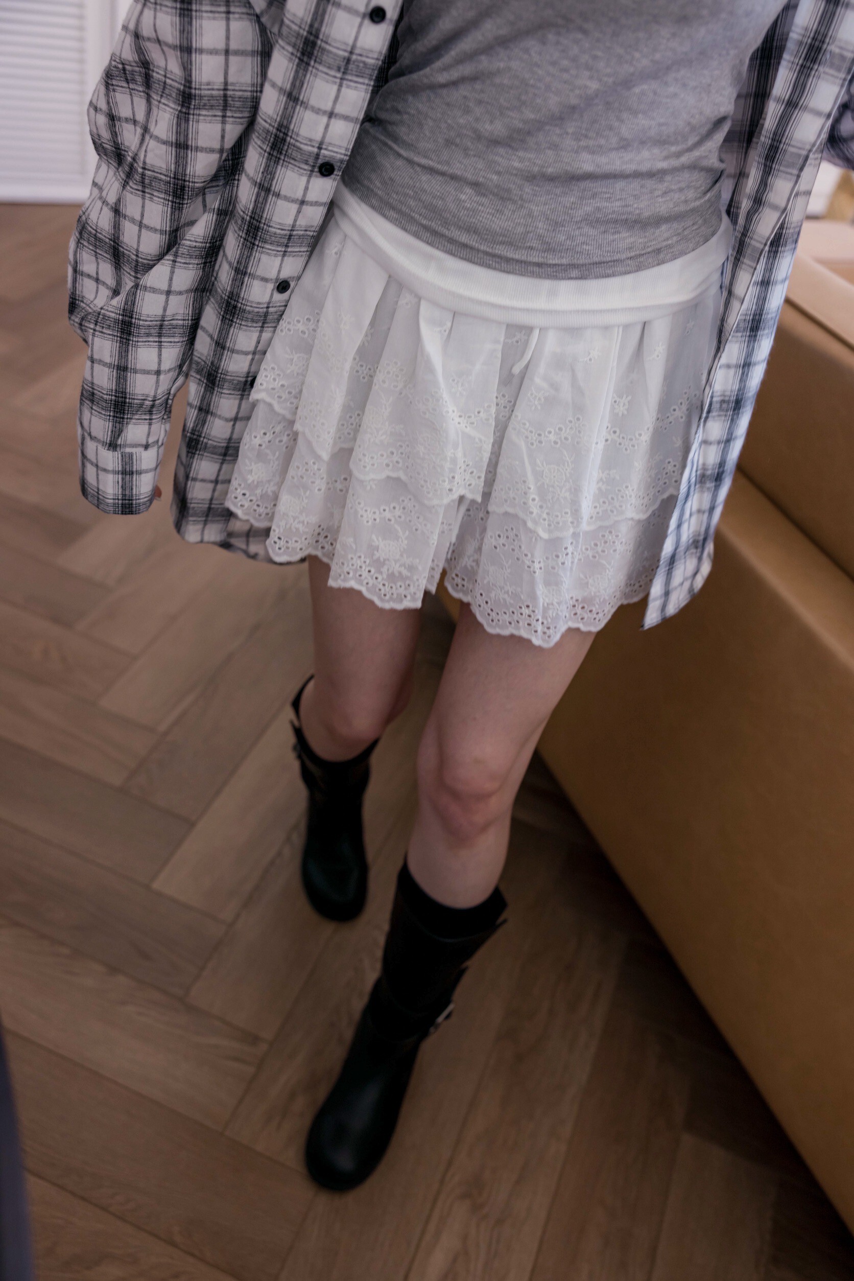 （現貨）#X92 衣櫃永遠少一件的布蕾絲短裙(白/黑/咖啡)