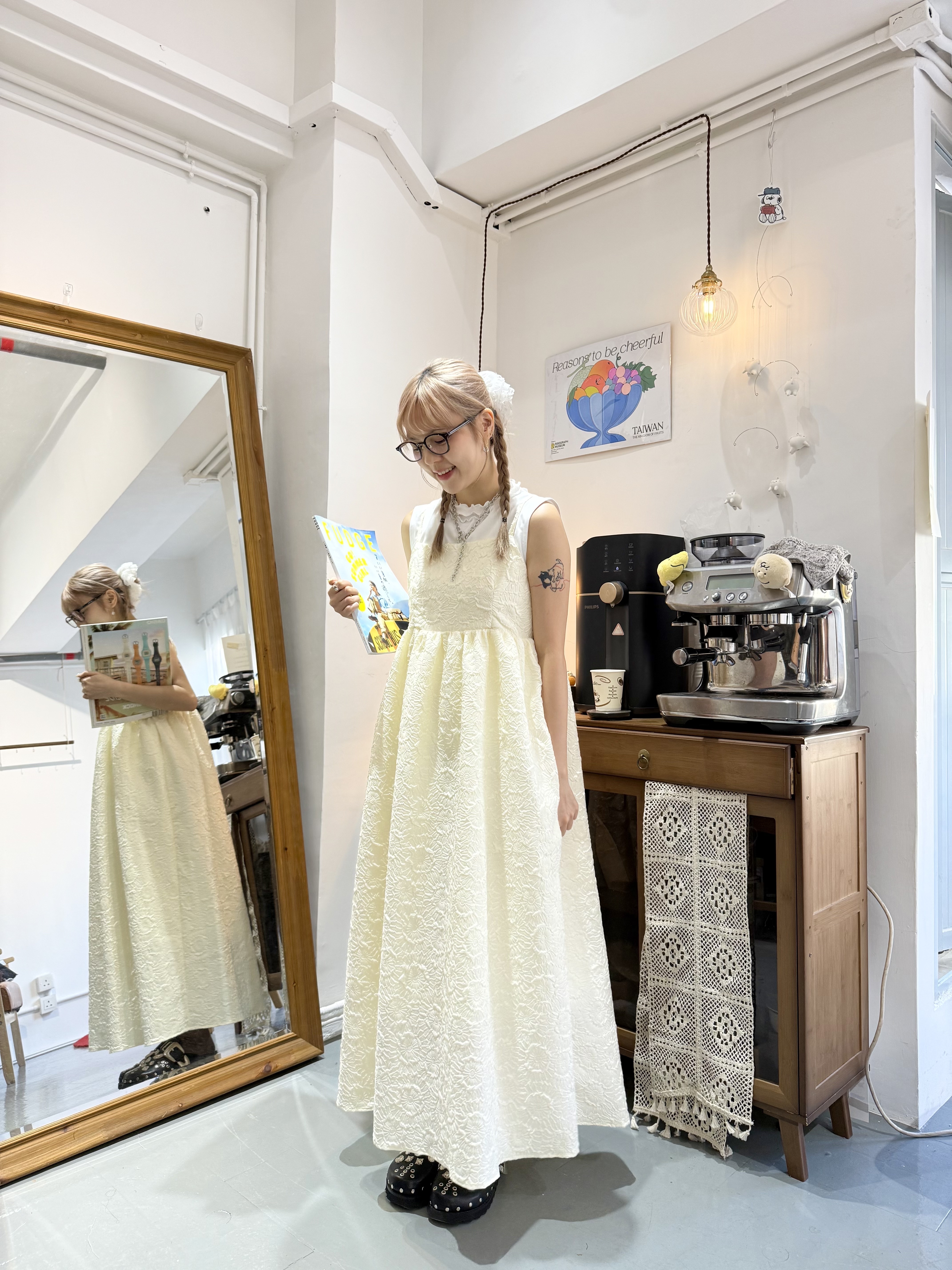 [兩色入]刺繡花布料洋裝(Ivory)