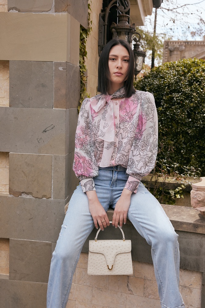 BB1AA001A1 希臘婚禮大蝴蝶結綁帶JE獨家印花泡袖襯衫