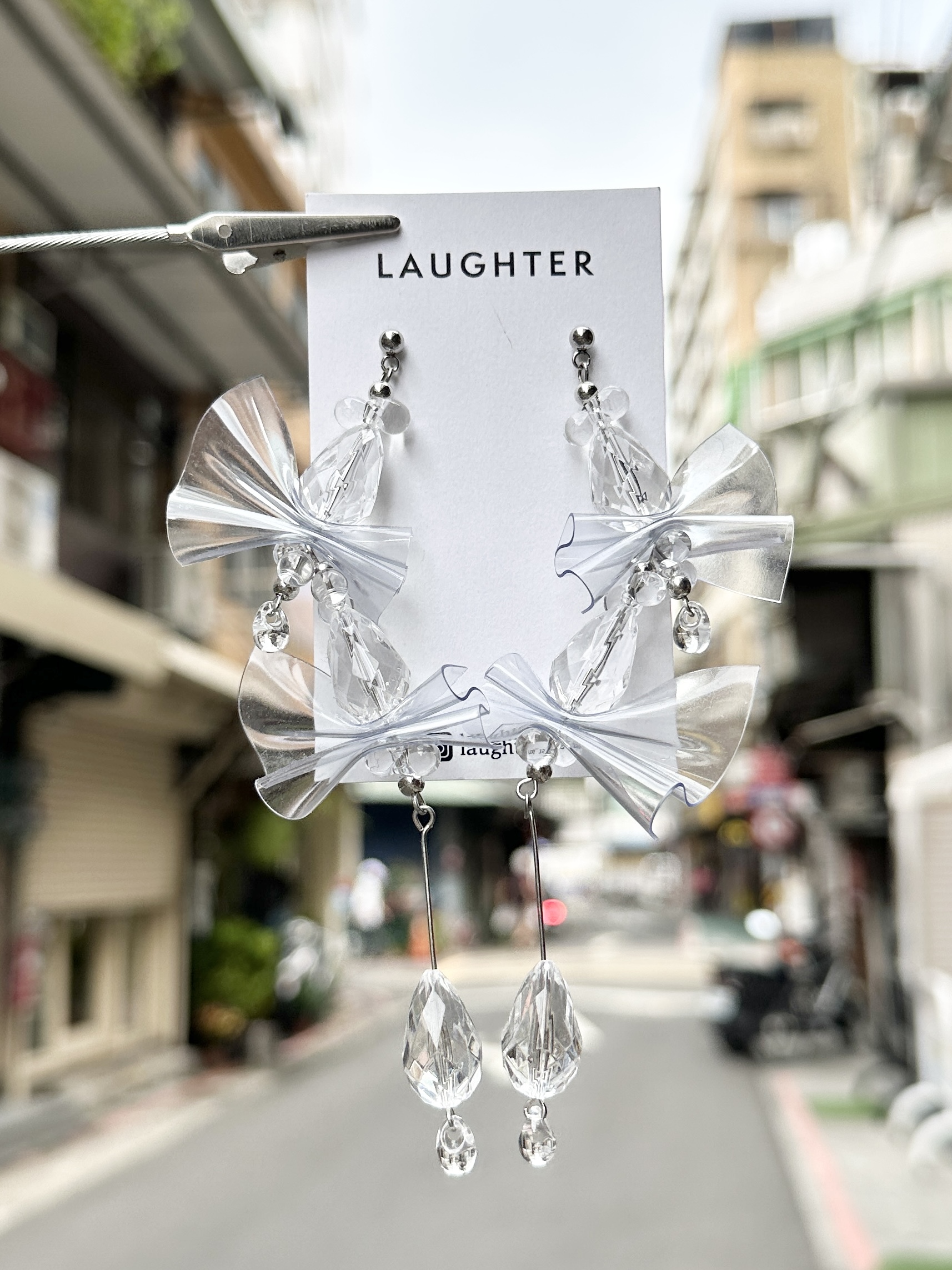 [LAUGHTER] ribbon drops | 透明 | 耳針 | NO.250