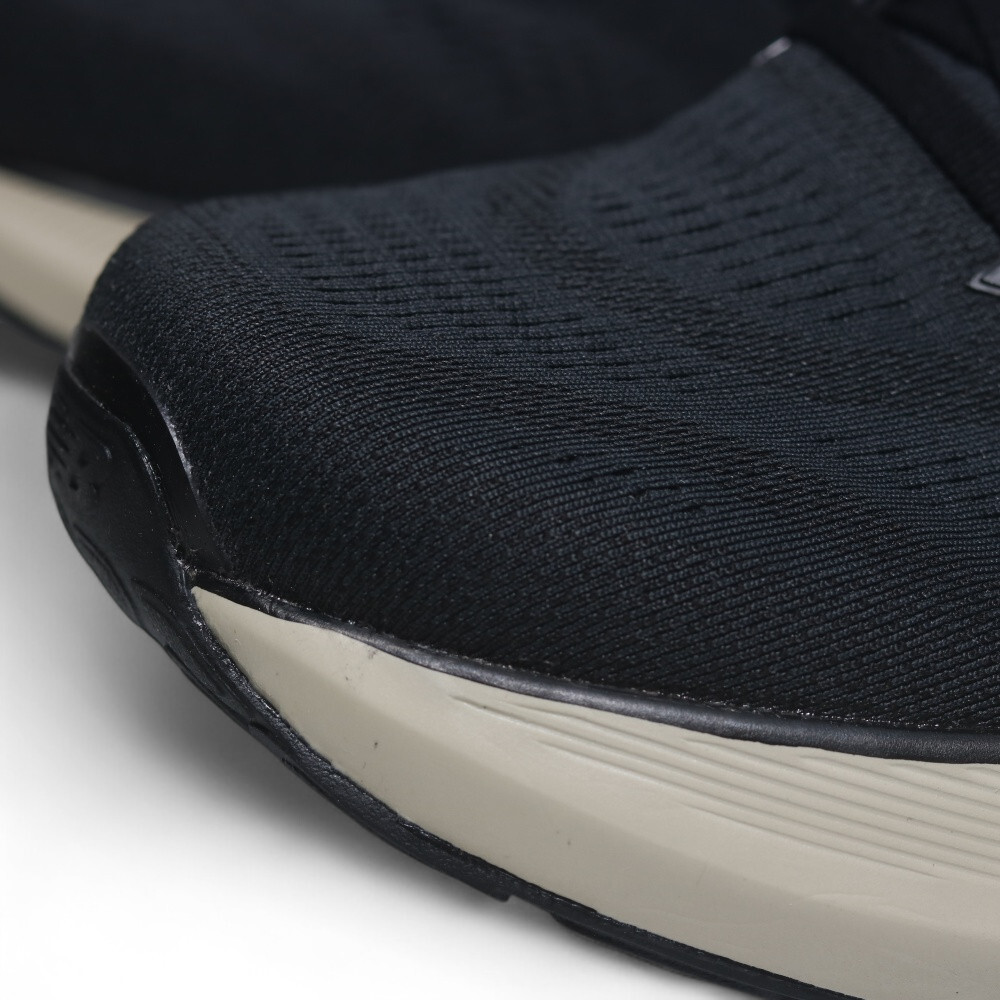 NEW BALANCE 慢跑鞋 NB 880 黑 米黃底 GORE-TEX 防水 女 W880GB15