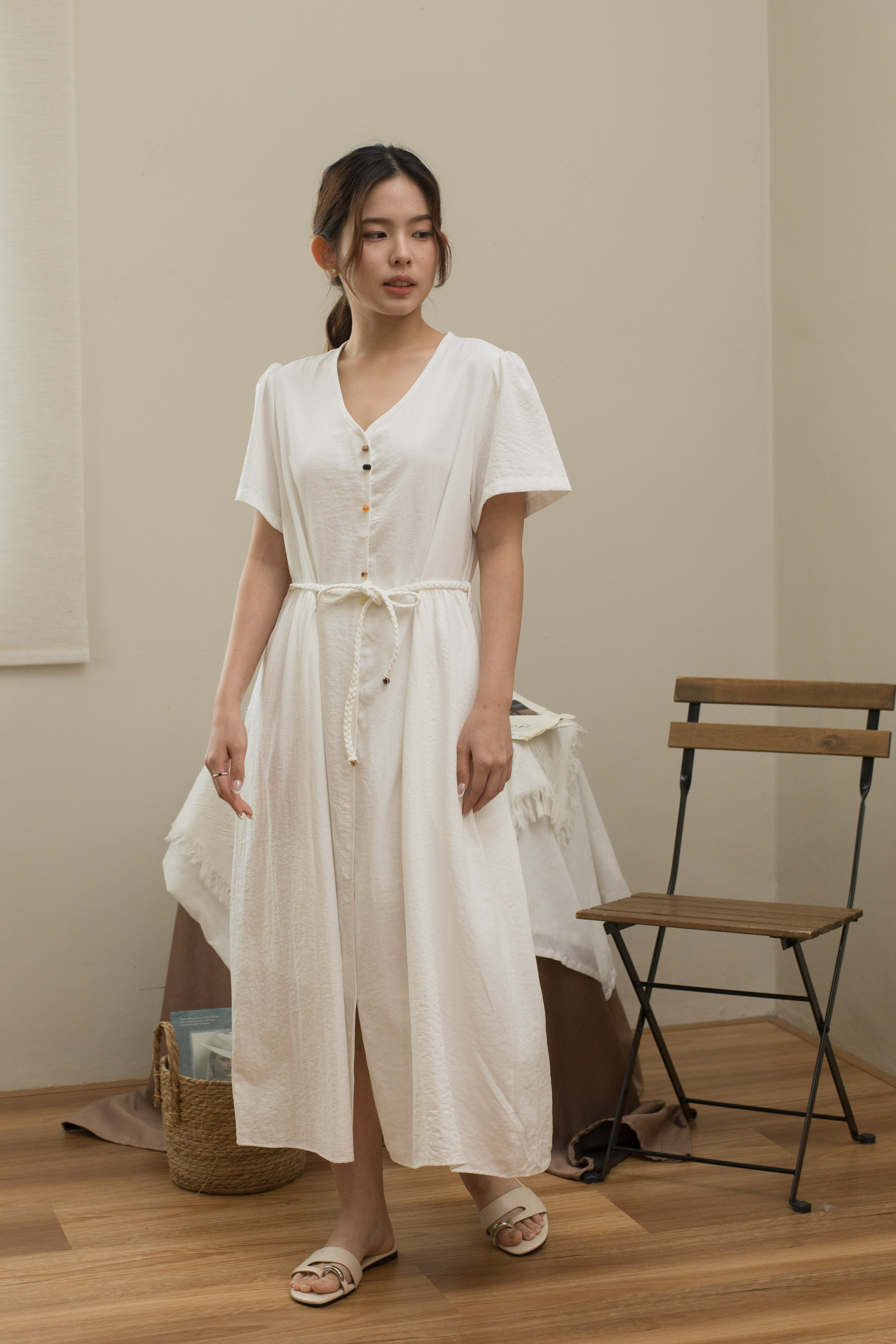 Vennis Gathered Dress White - 2493DLWHI