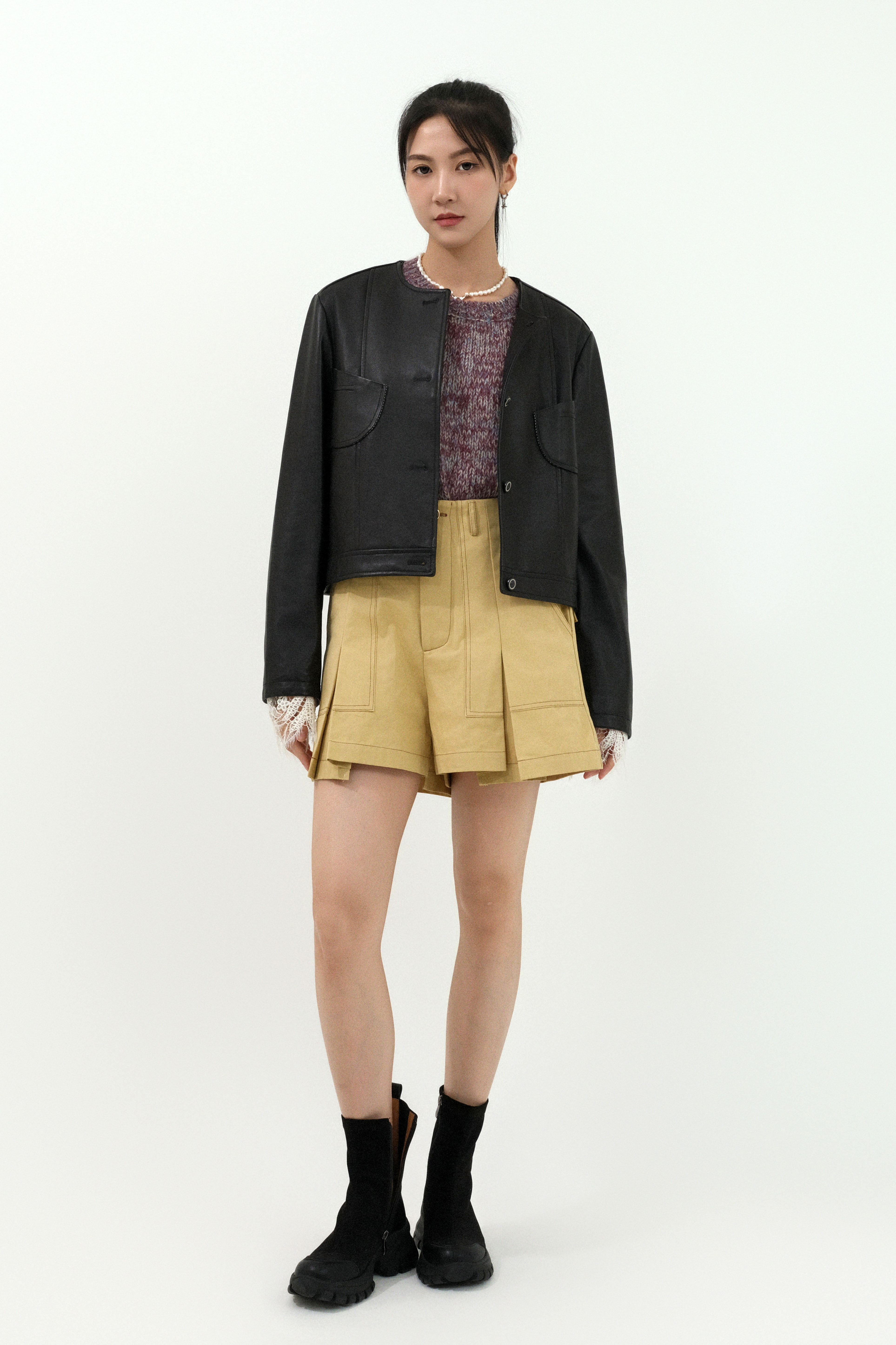 FW25_0025（真皮外套＋上衣＋短褲）