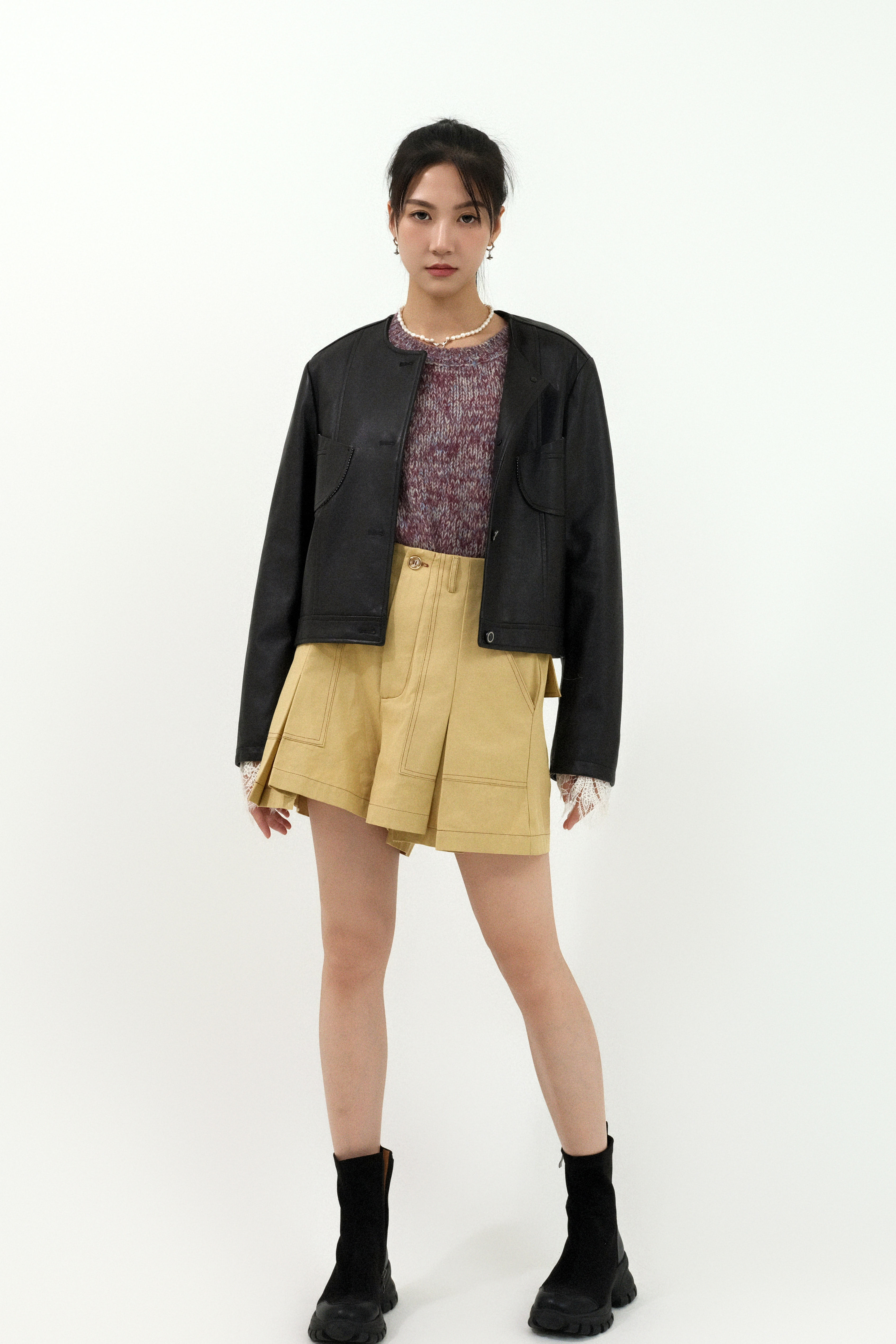 FW25_0025（真皮外套＋上衣＋短褲）