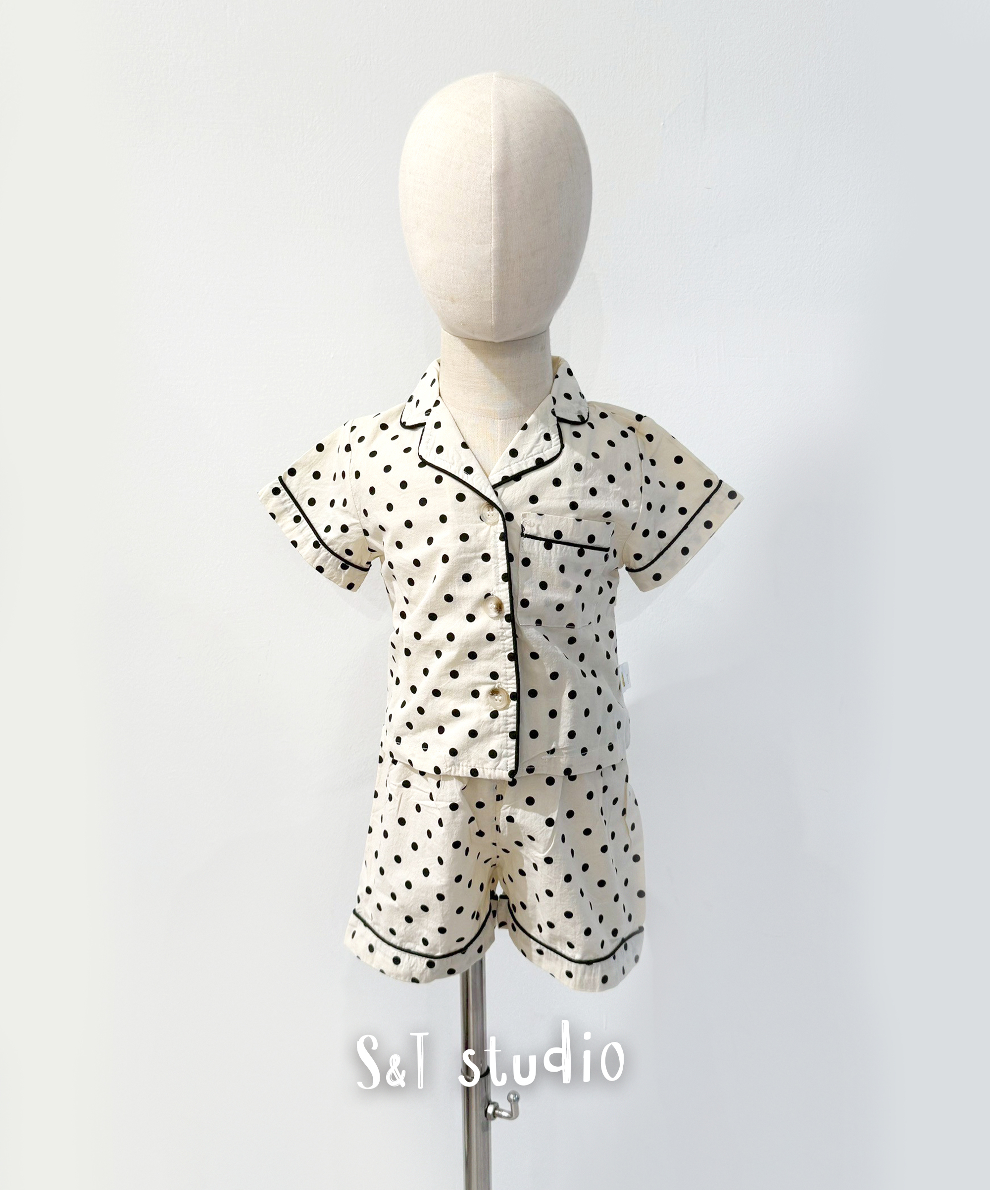滿版點點開襟睡衣兩件式居家服套裝 (73-100)