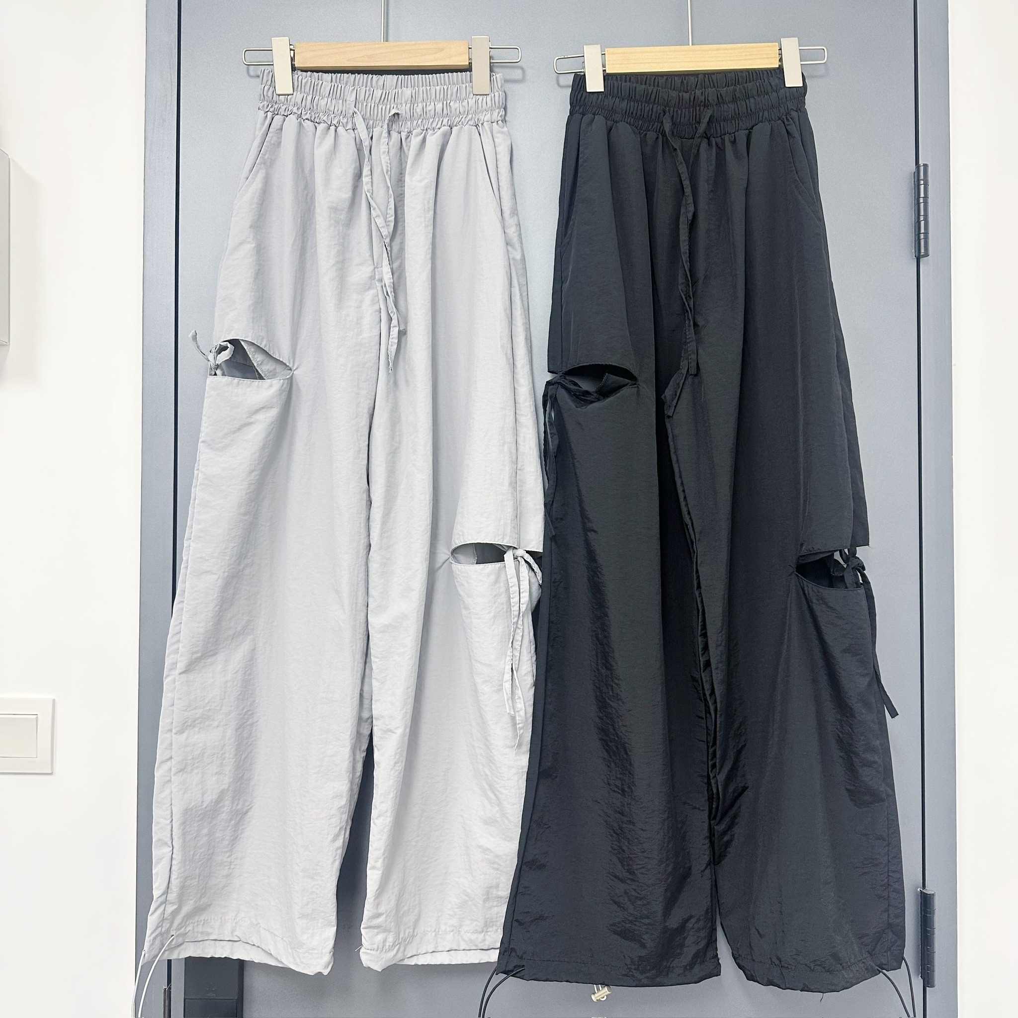 【優惠現貨】韓國穿窿綁結尼龍褲（2色)