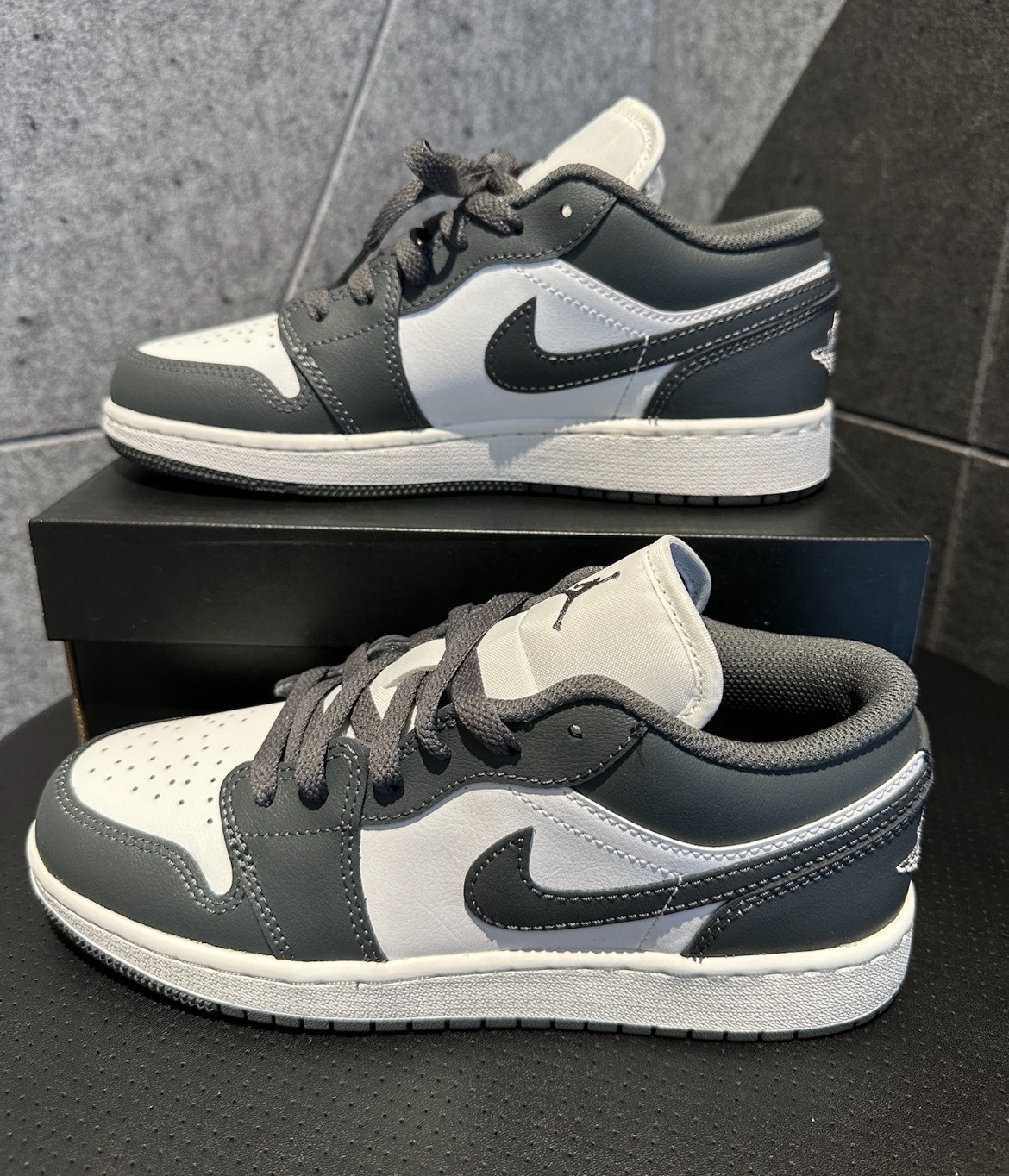 大童鞋 女生尺寸 NIKE AIR JORDAN 1 LOW 'Iron Grey' GS 白灰 皮革 休閒鞋【553560-044】AJ1OG
