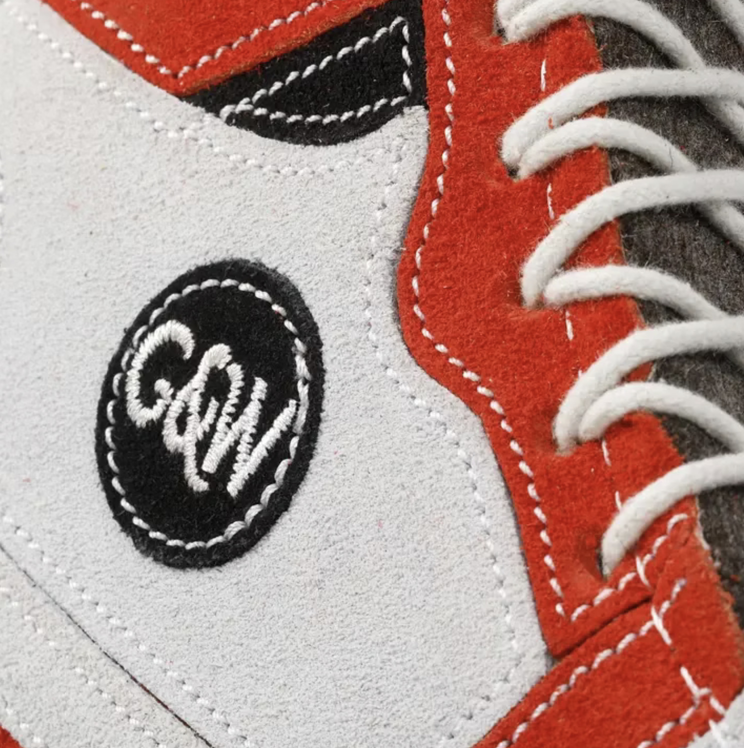 GREEN & WILDS- 天然黃麻製犬用啃咬玩具 -球鞋