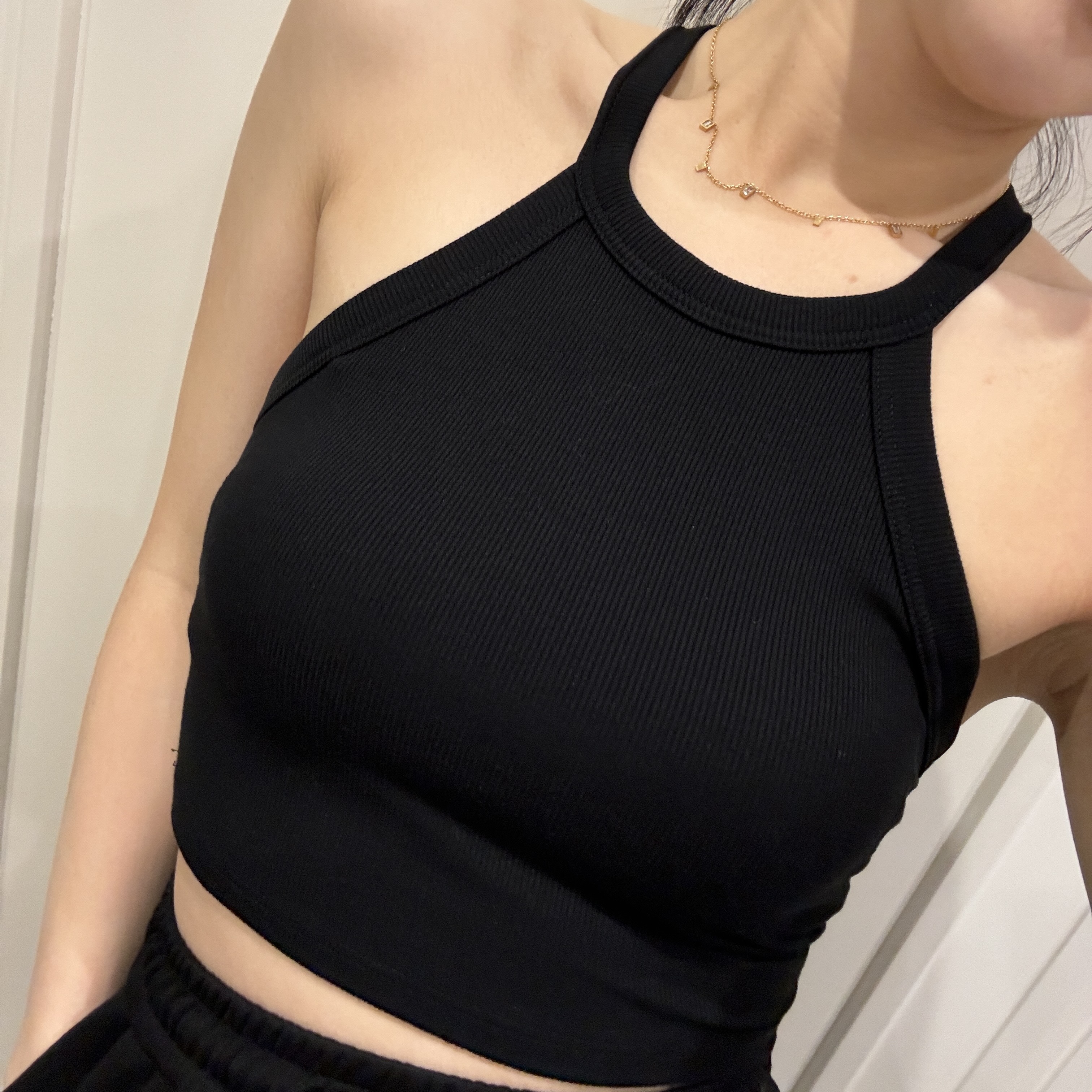 （三件$799免運）性感美背的辣妹削肩（bratop）（預購於3/31中午收單～預計3-6週才會收到！可接受再下單唷）