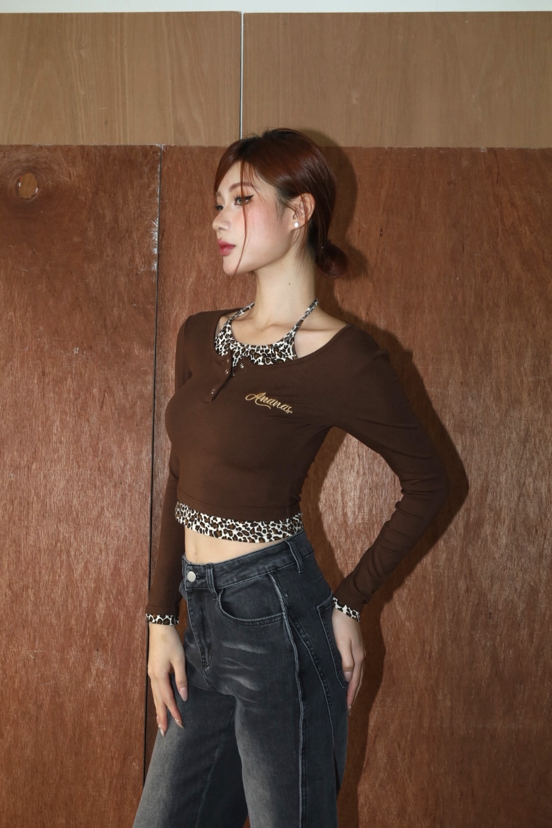 [ Ananas設計款✨]品牌LOGO豹紋上衣