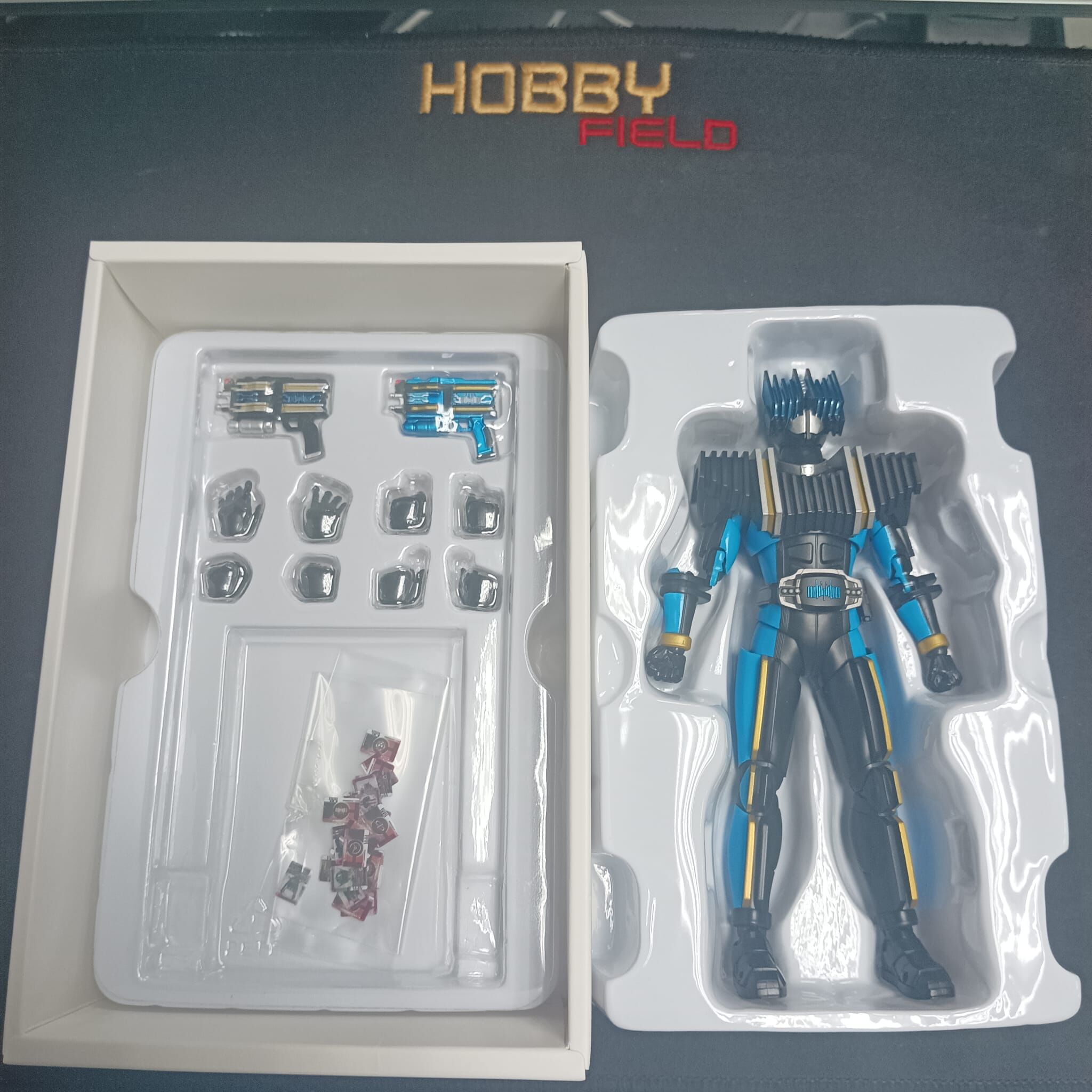 幪面超人-SHF 真骨雕 Decade Diend