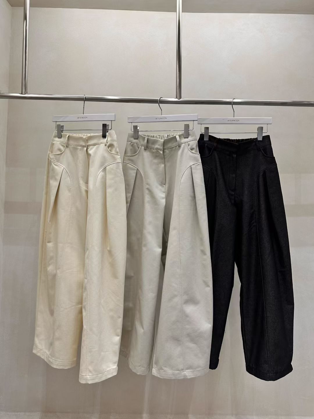 AF5003 後橡筋兩側壓褶休閑褲