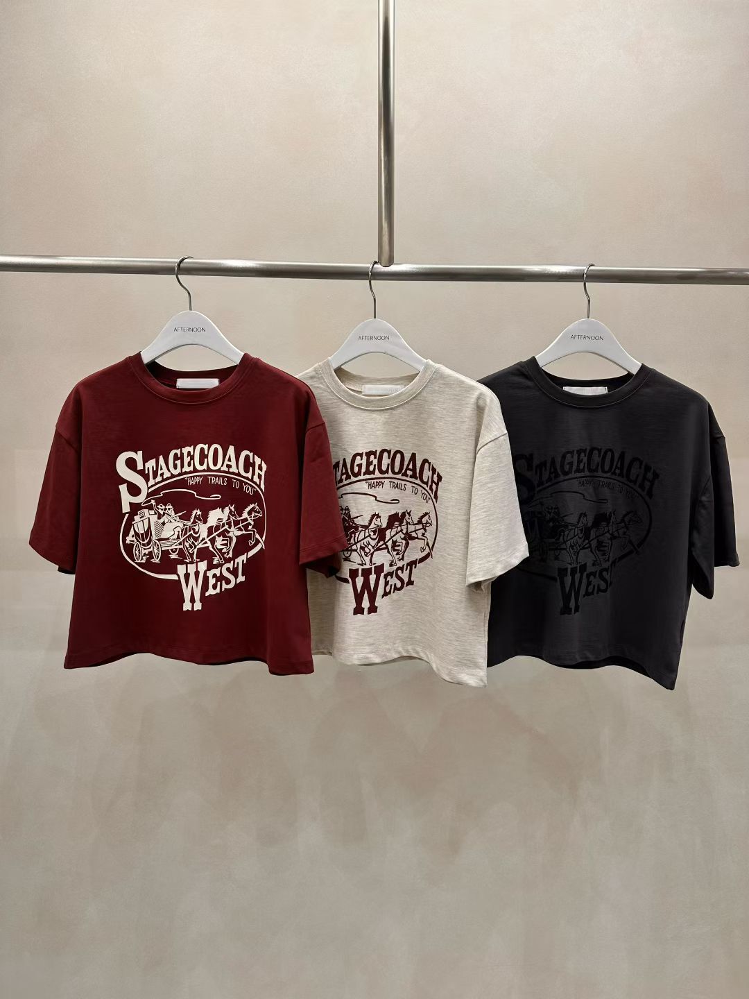 AF5007 甜酷風圖案短版Tee