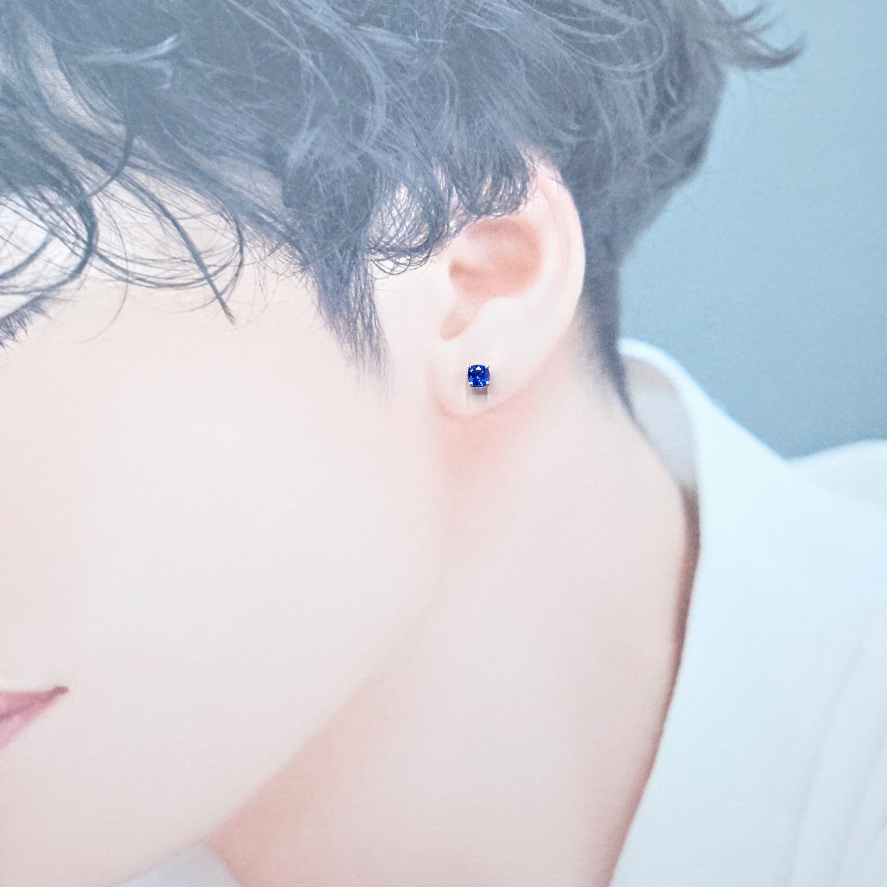 18K White Gold 0.50ct Sapphire Single Earring