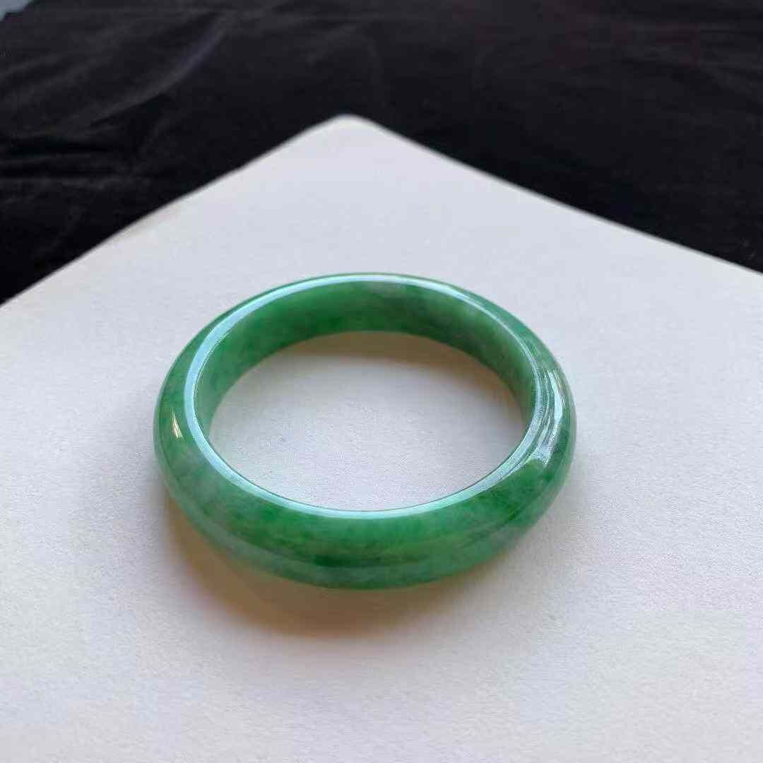 陽綠正圈翡翠手鐲,天然翡翠A玉, 緬甸玉, Jade, Jadeite