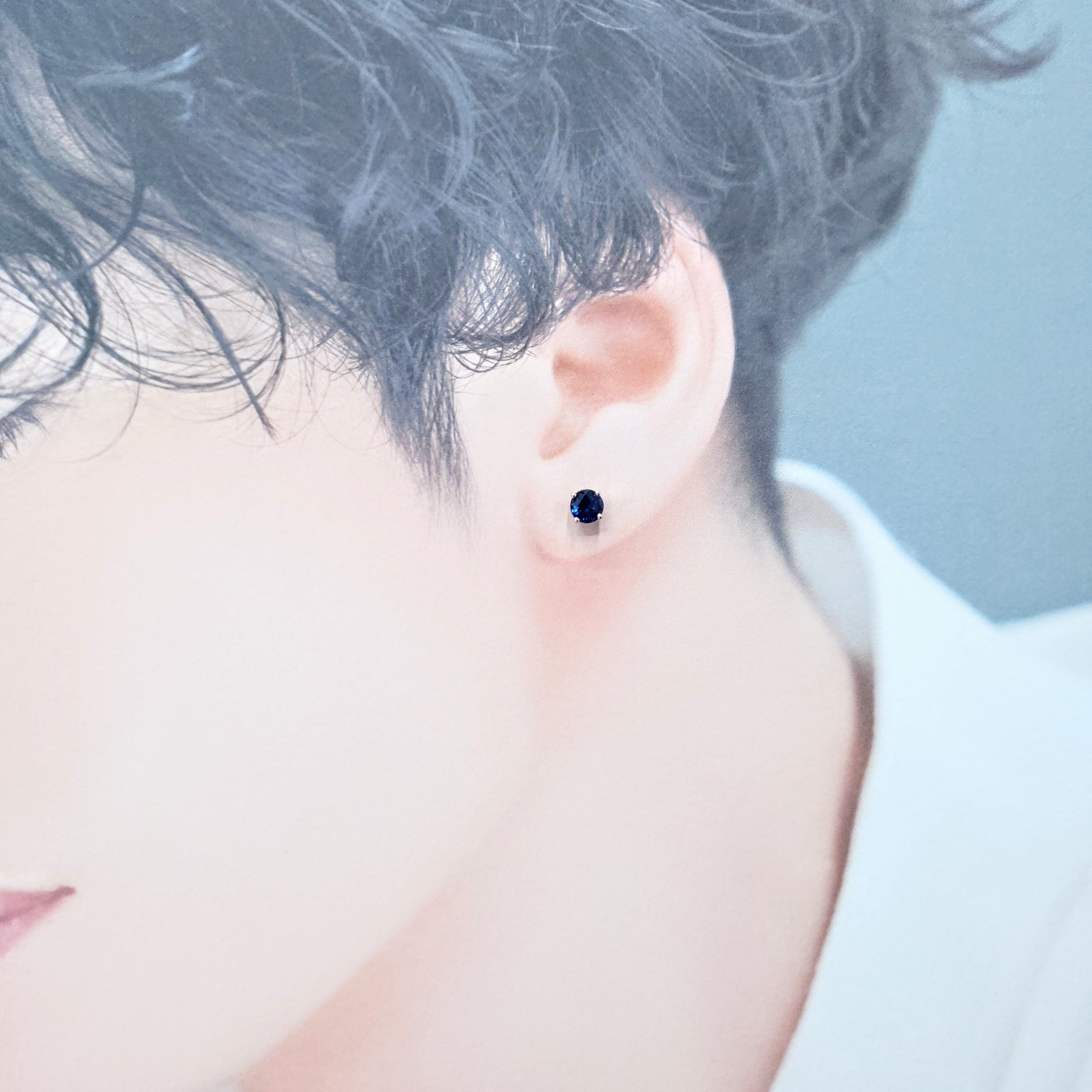 18K White Gold 0.80ct Sapphire Single Earring