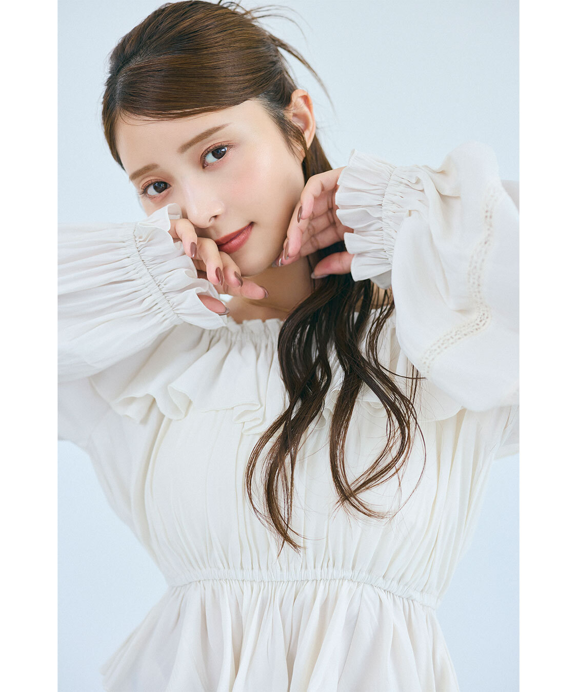 [預購] 折扣 COCO DEAL 露肩荷葉緞面襯衫