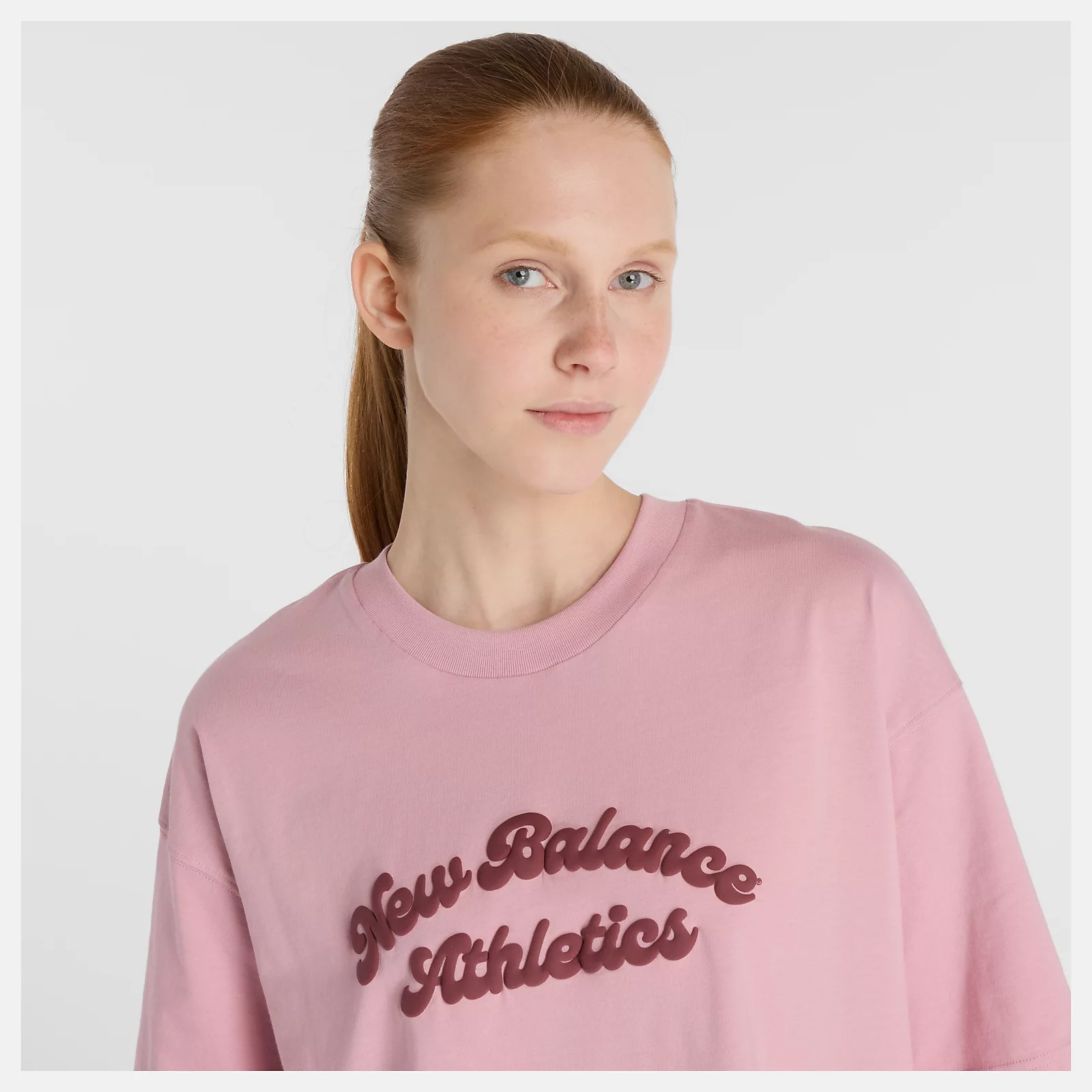 NEW BALANCE 短T NB 粉紅 LOGO 寬版 棉短袖 女 WT53525PTF