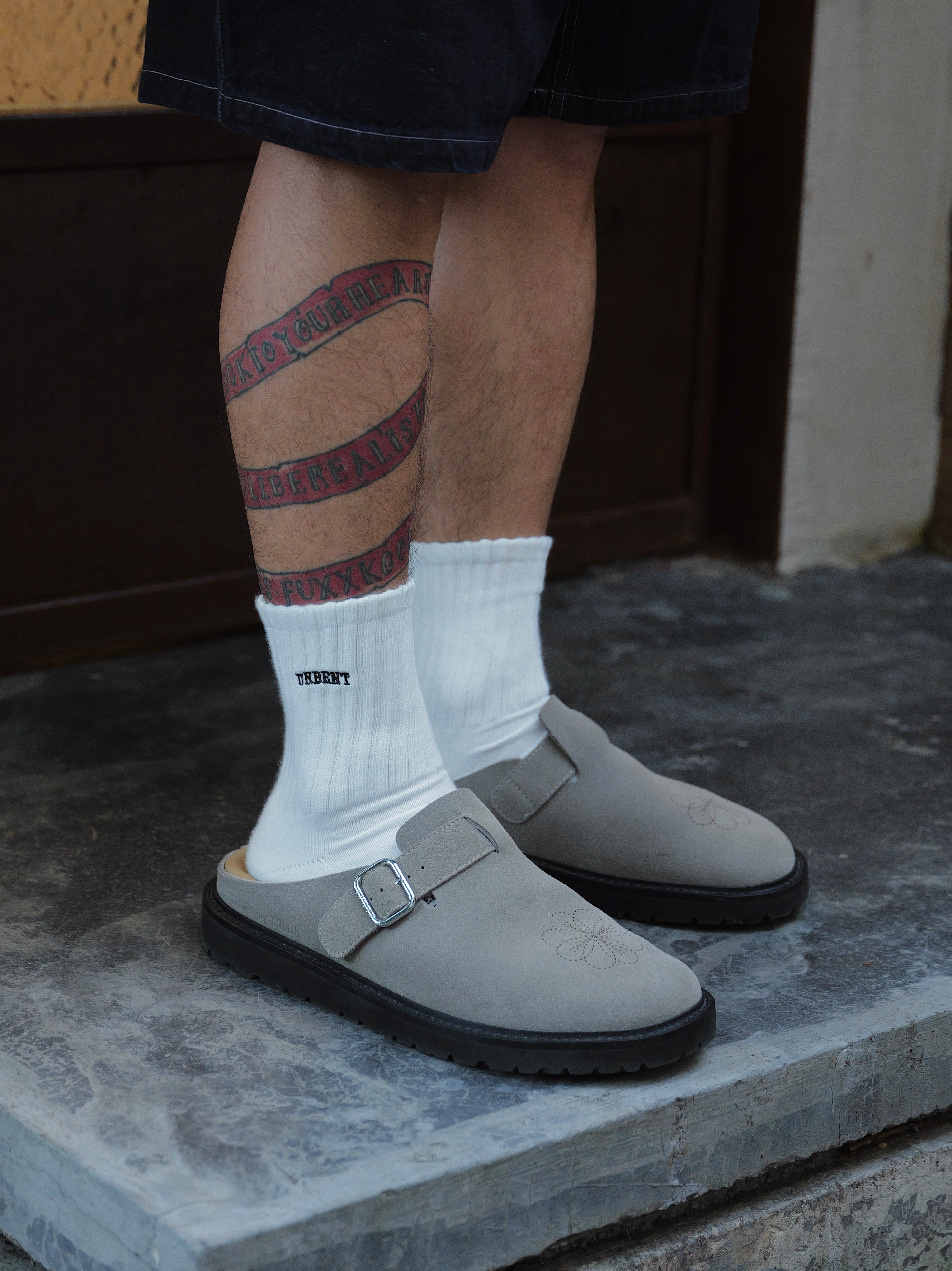 #預購 UNBENT 25AW 刺繡中筒 LOGO 透氣運動襪 四色