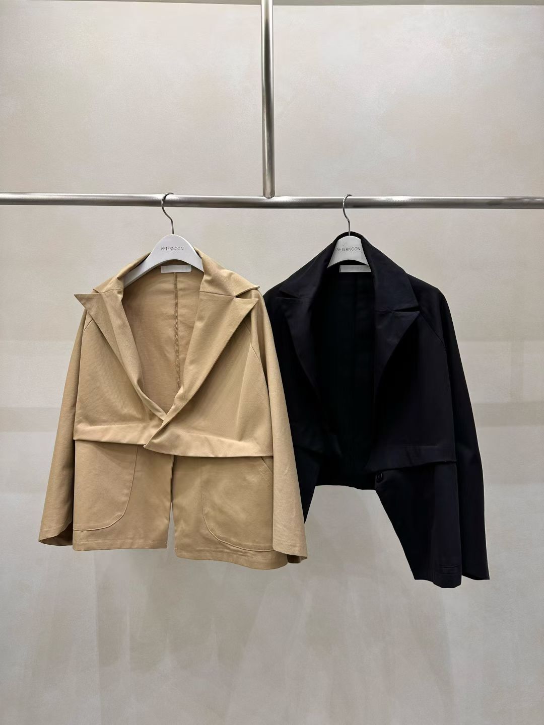 AF5016 個性大V翻領外套