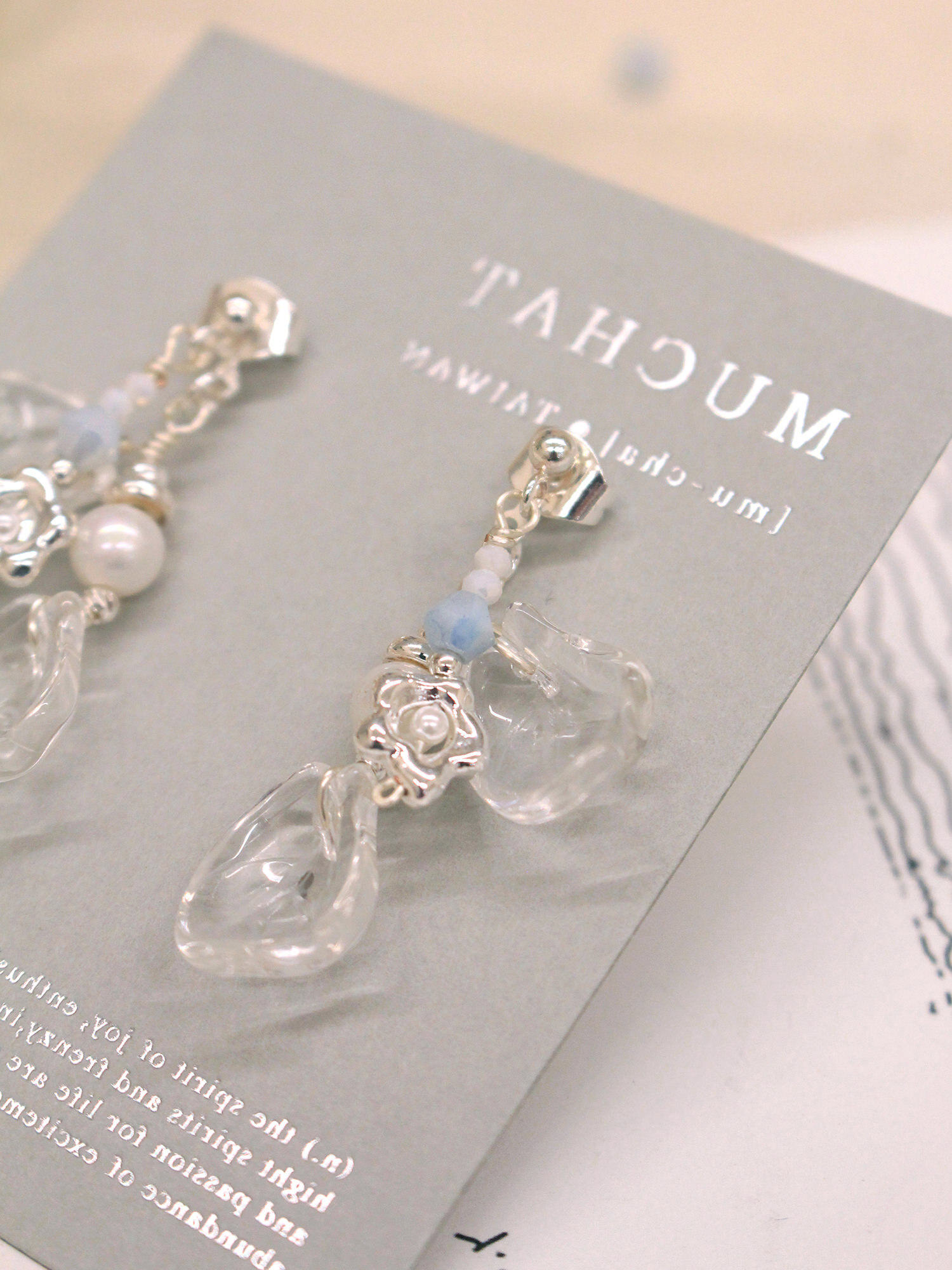 和平小日記。(2way)MUCHAT手作珍珠梅花瓣純銀針耳環