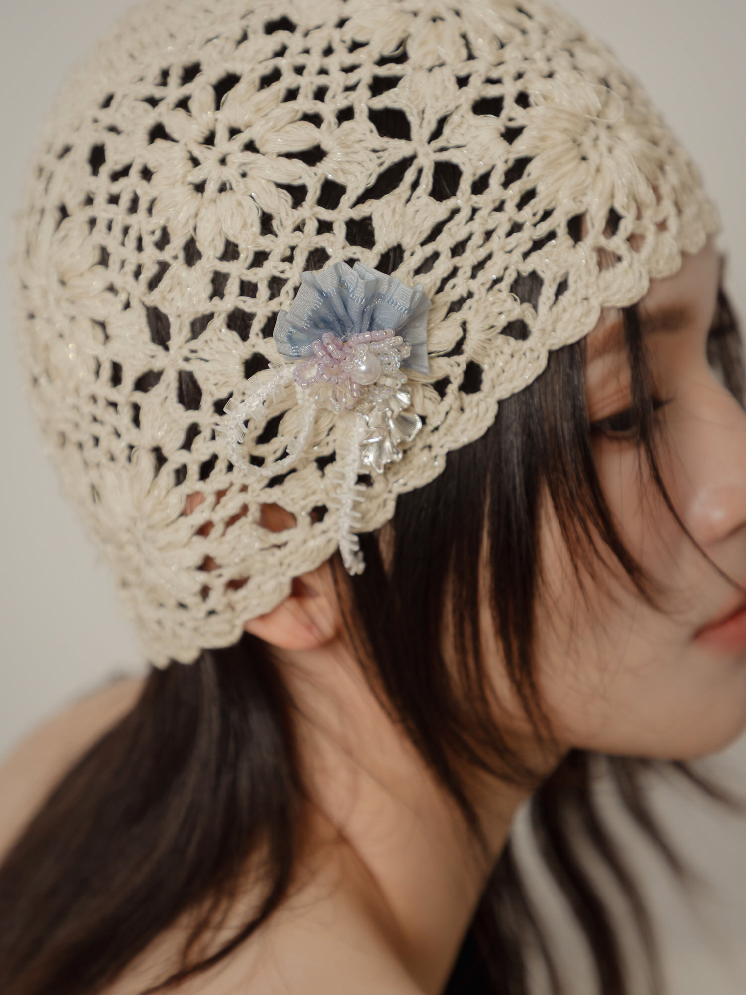 和平小日記。MUCHAT手作14KGP蕾絲珠花葉別針