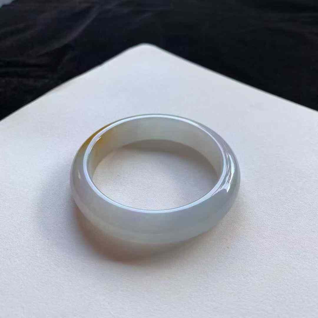 922310 52mm冰黃翡正圈翡翠手鐲 (50-52)