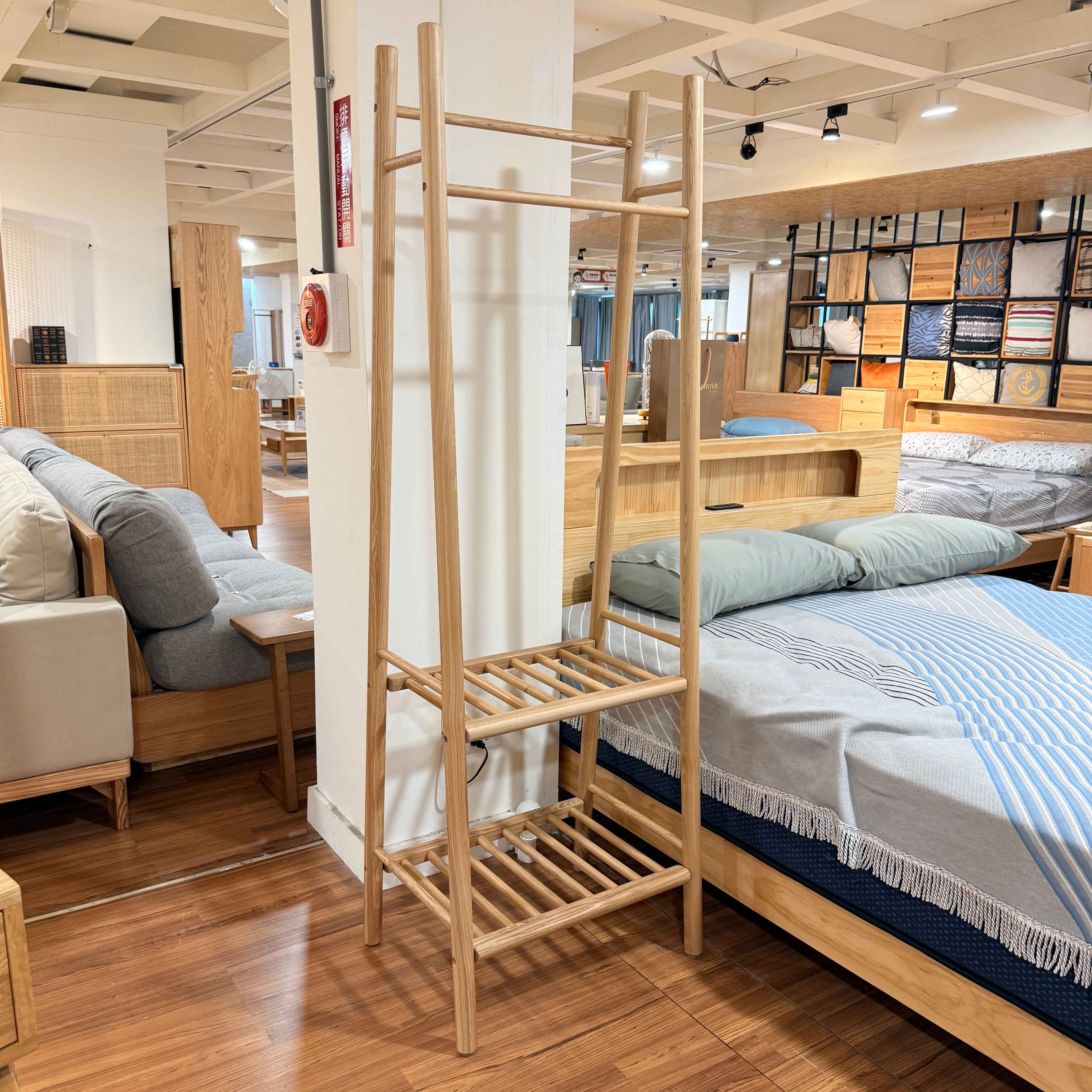 〖特惠款〗滿滿實木衣帽架 FP-0058