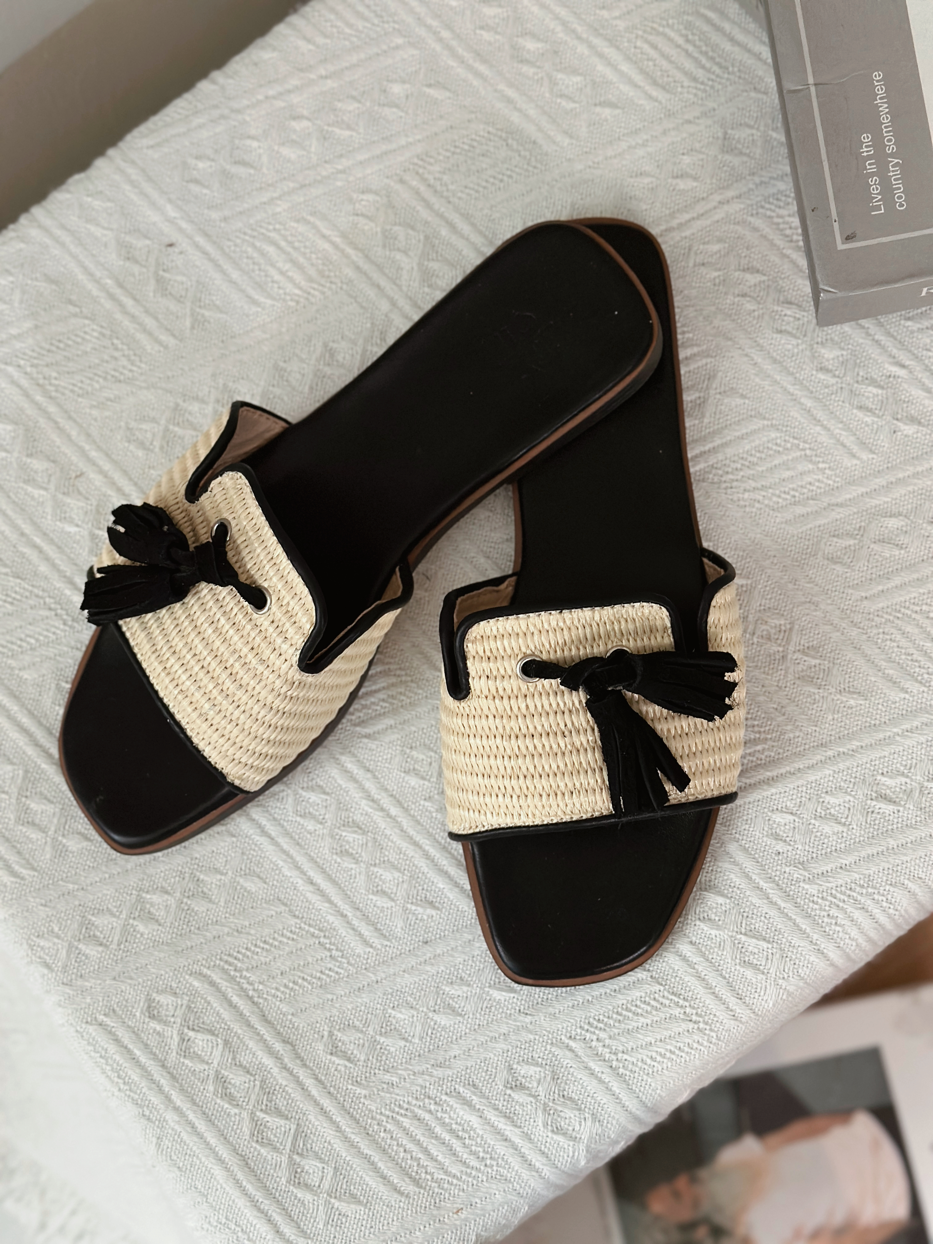 Ciene Woven Sandals Black - SH085BLK
