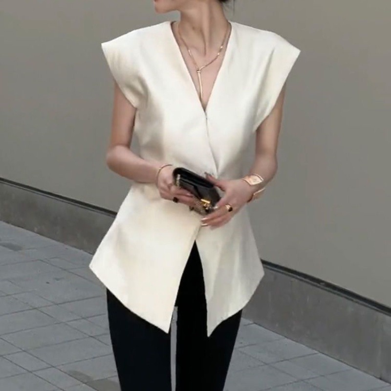 V領收腰長版背心(白/黑)