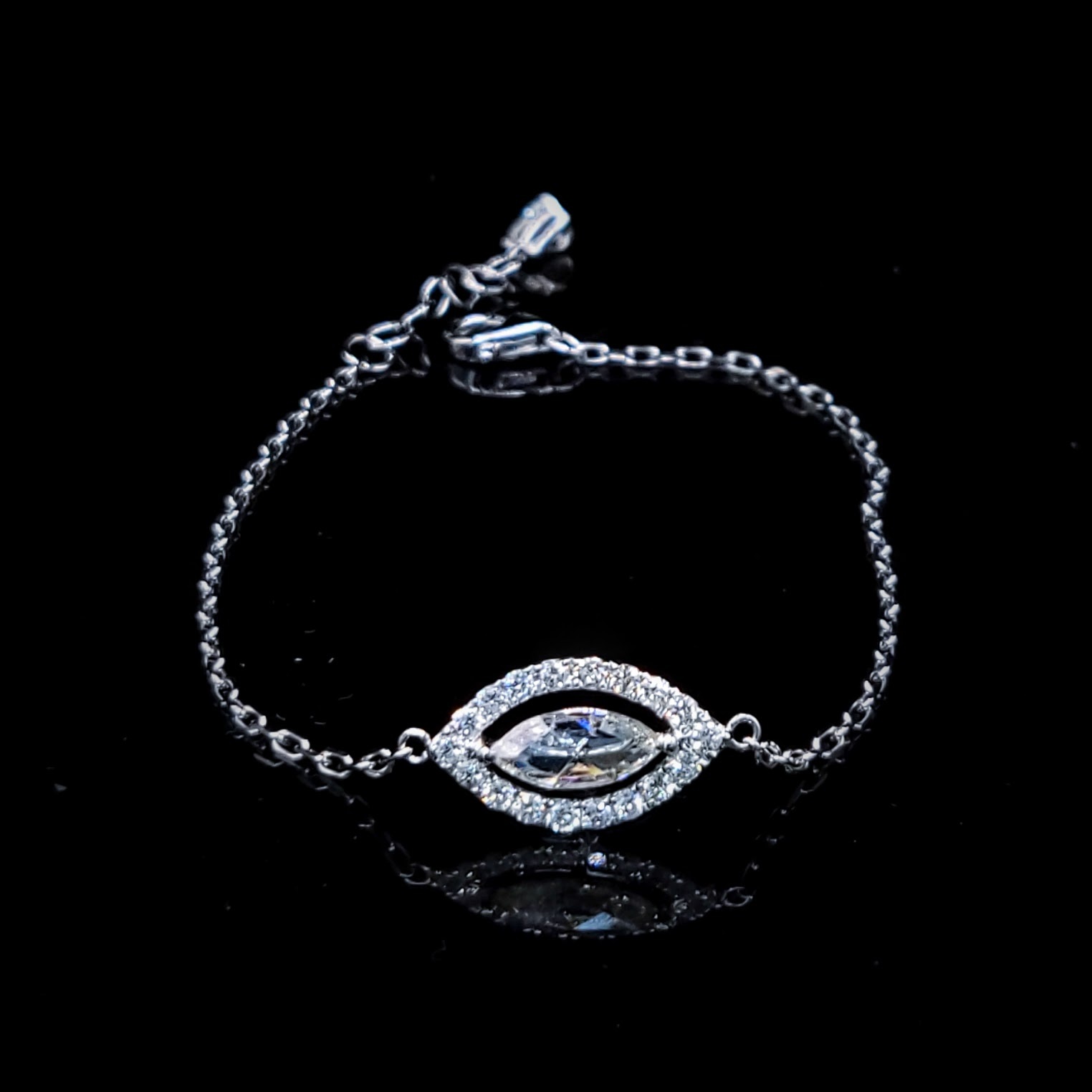 18K White Gold 0.81ct Diamond Bracelet