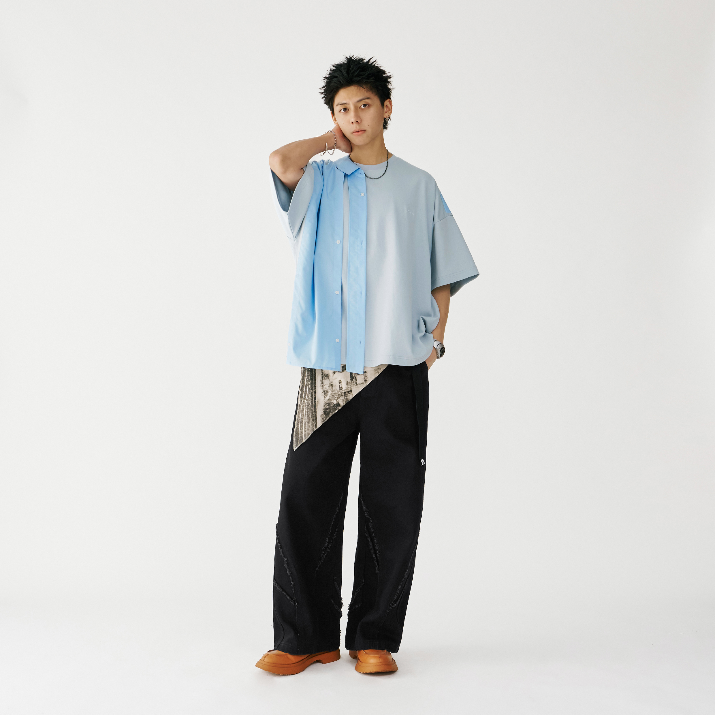 MELSIGN Frayed Panel Denim Jeans