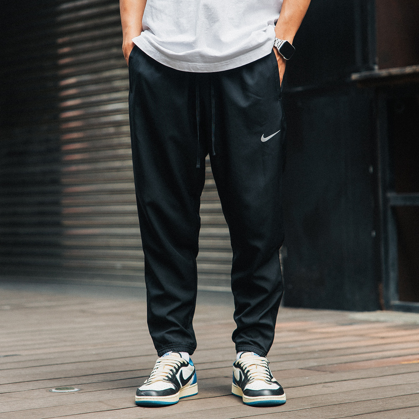 Nike Dri-FIT 男款 透氣 排汗 反光 勾勾 跑步 運動 長褲 薄長褲【DD4895-010】