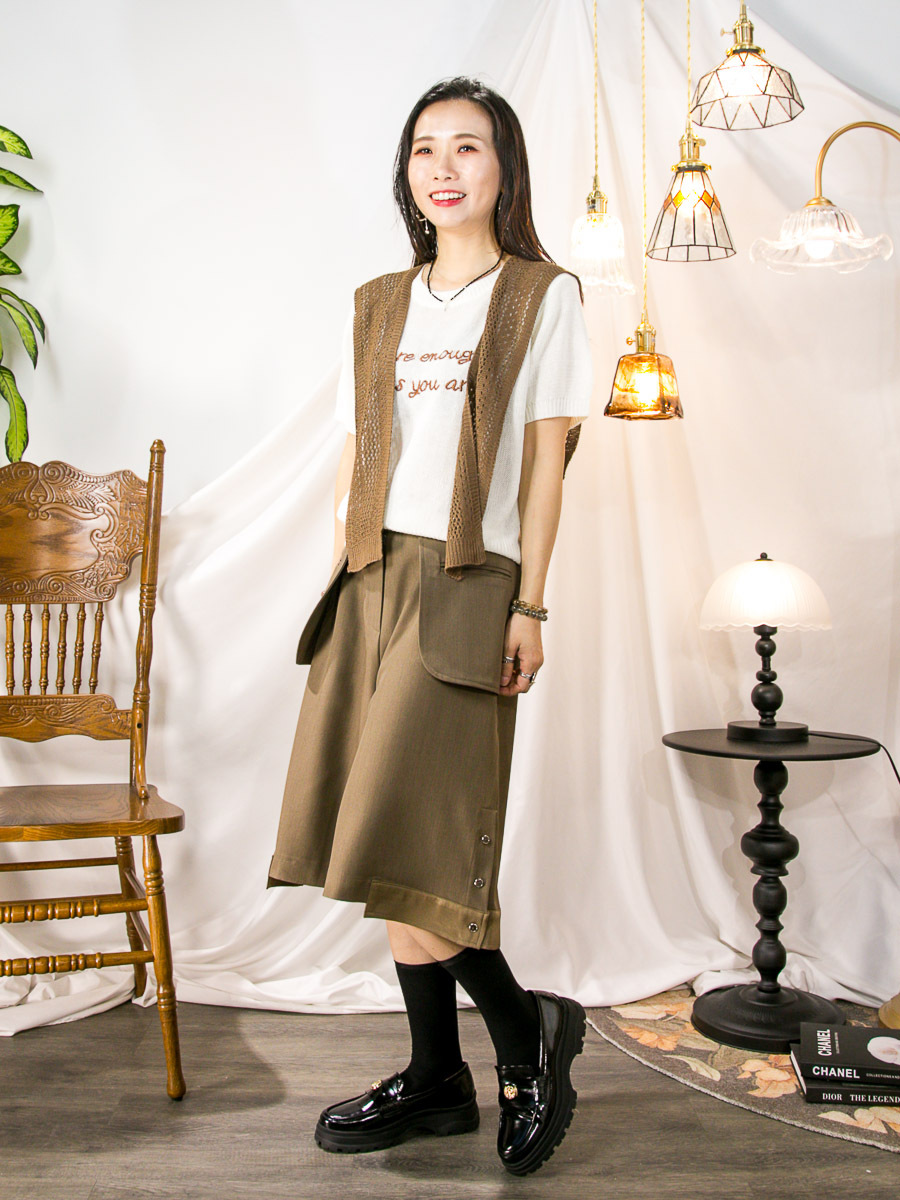 ⬇️開倉低至半價😱FINALSALE📣 英文字刺繡．線仔料TOP (連披肩)【不設退換】