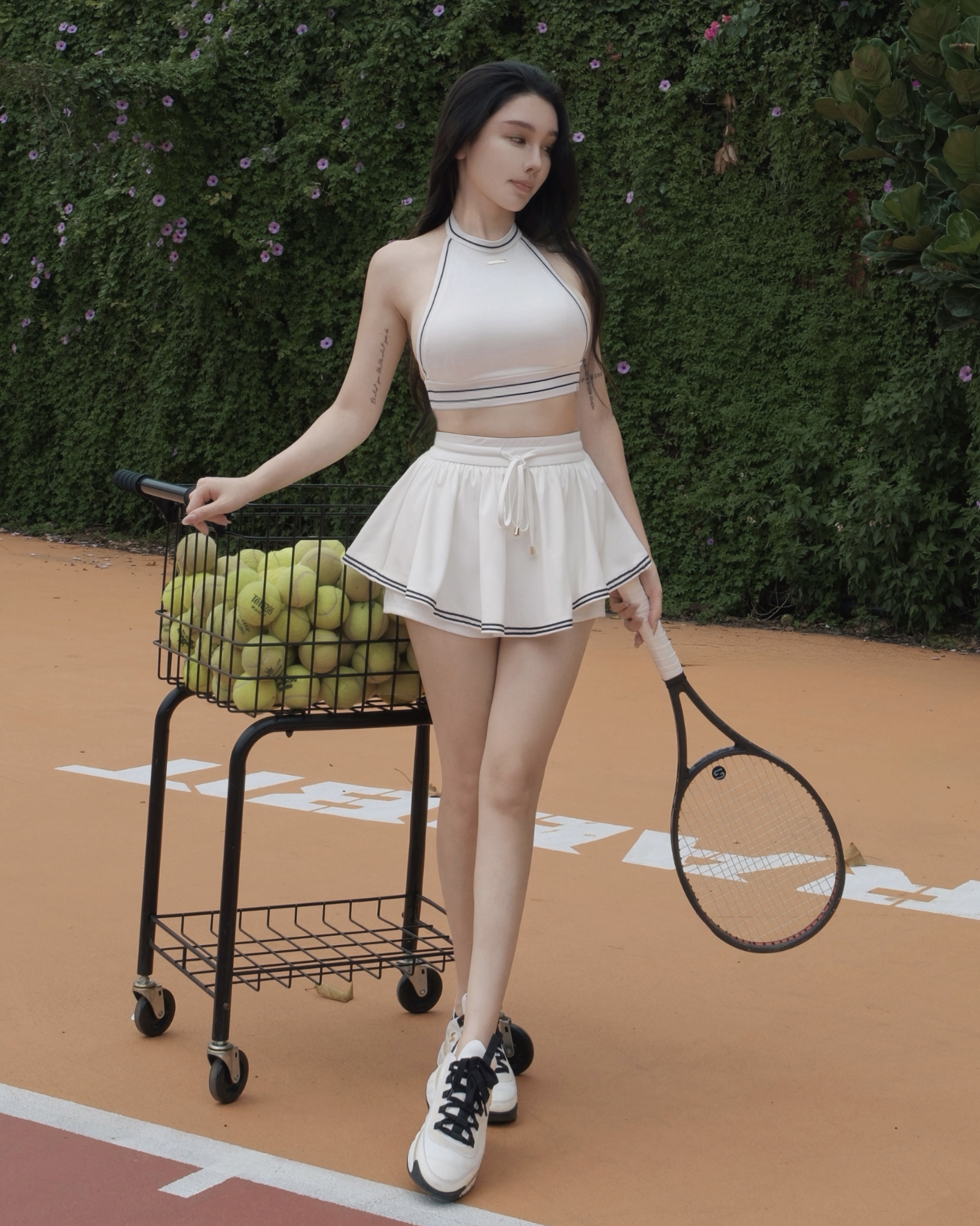 訂製-運動學院系·線條削肩側露上衣