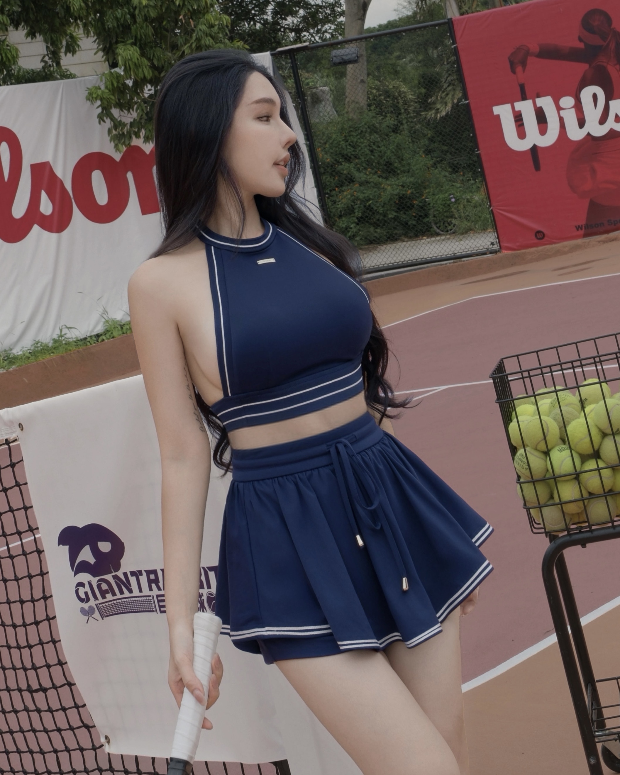 訂製-運動學院系·線條削肩側露上衣