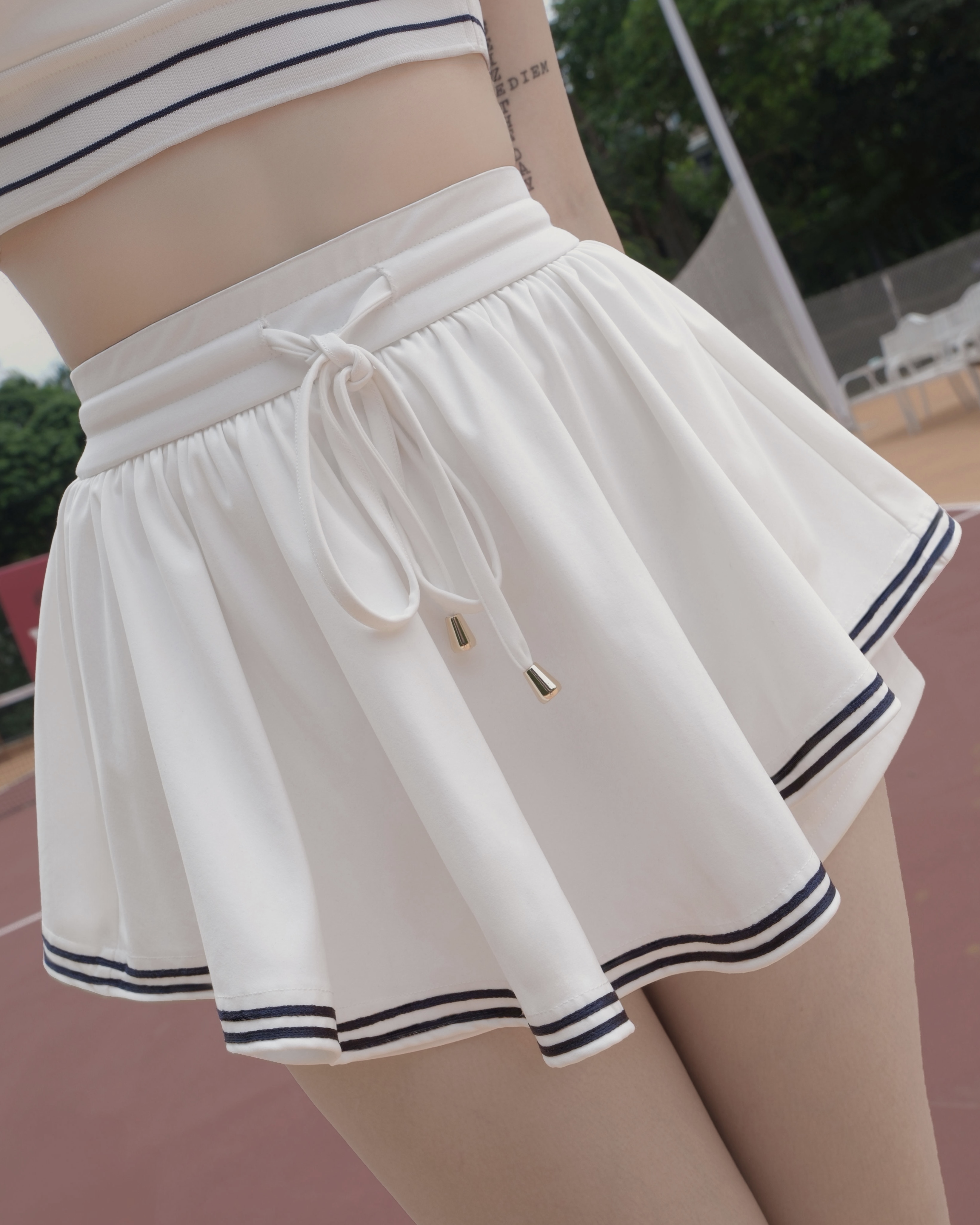 訂製-運動學院系·線條傘襬彈力褲裙