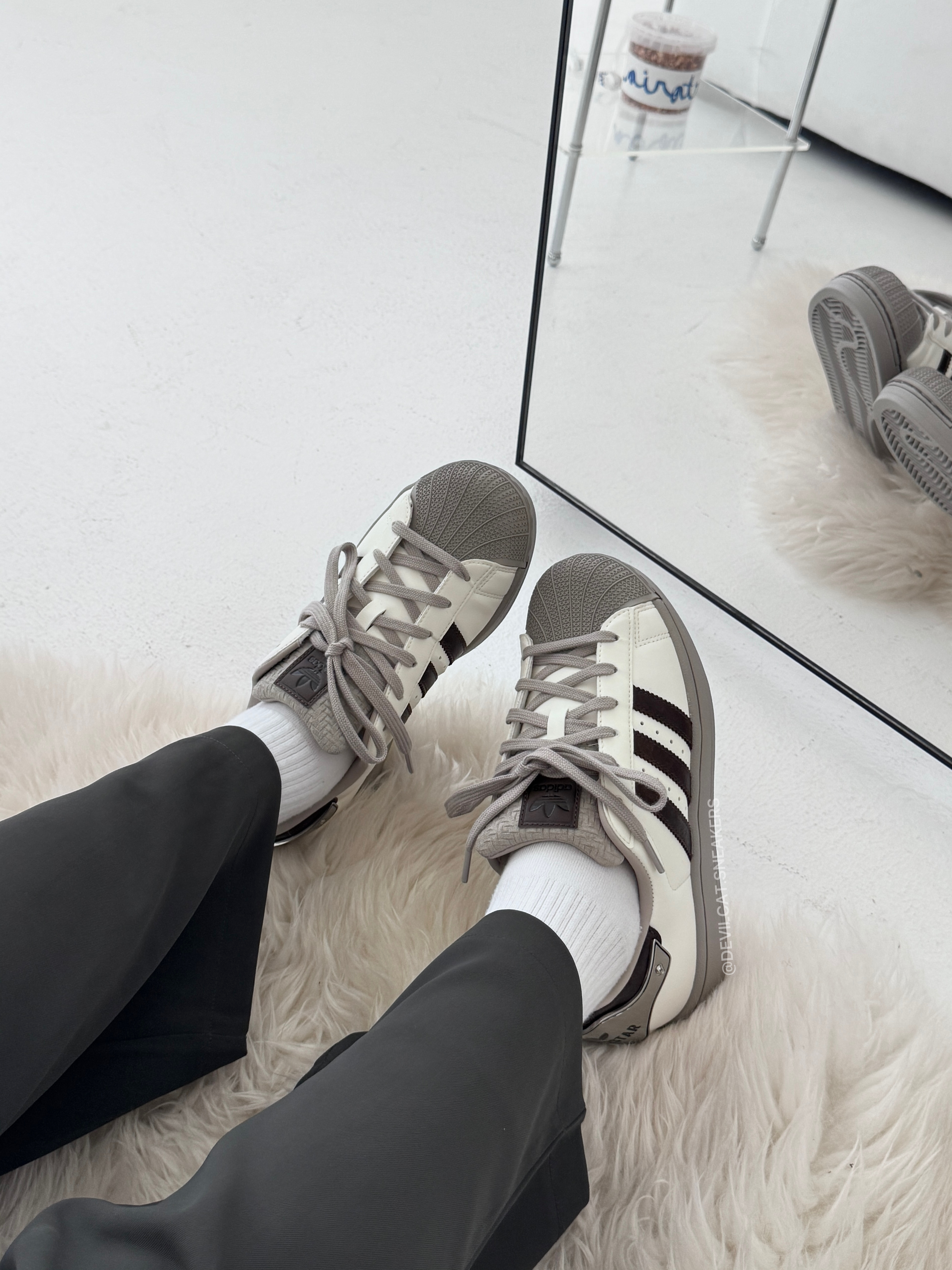 Adidas Superstar 米白金屬銀 板鞋 男女同款 JQ6250