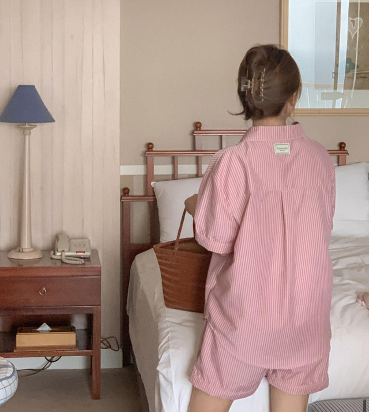 JUUNEEDU直條睡衣(粉紅色)