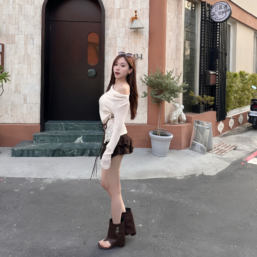 【溫柔波希米】DOMISS附腰帶-不對稱露間針織衫 針織衣 寬鬆針織衫(現貨)