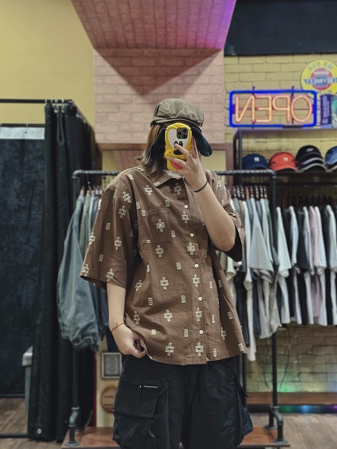 十字織紋圖騰短袖襯衫