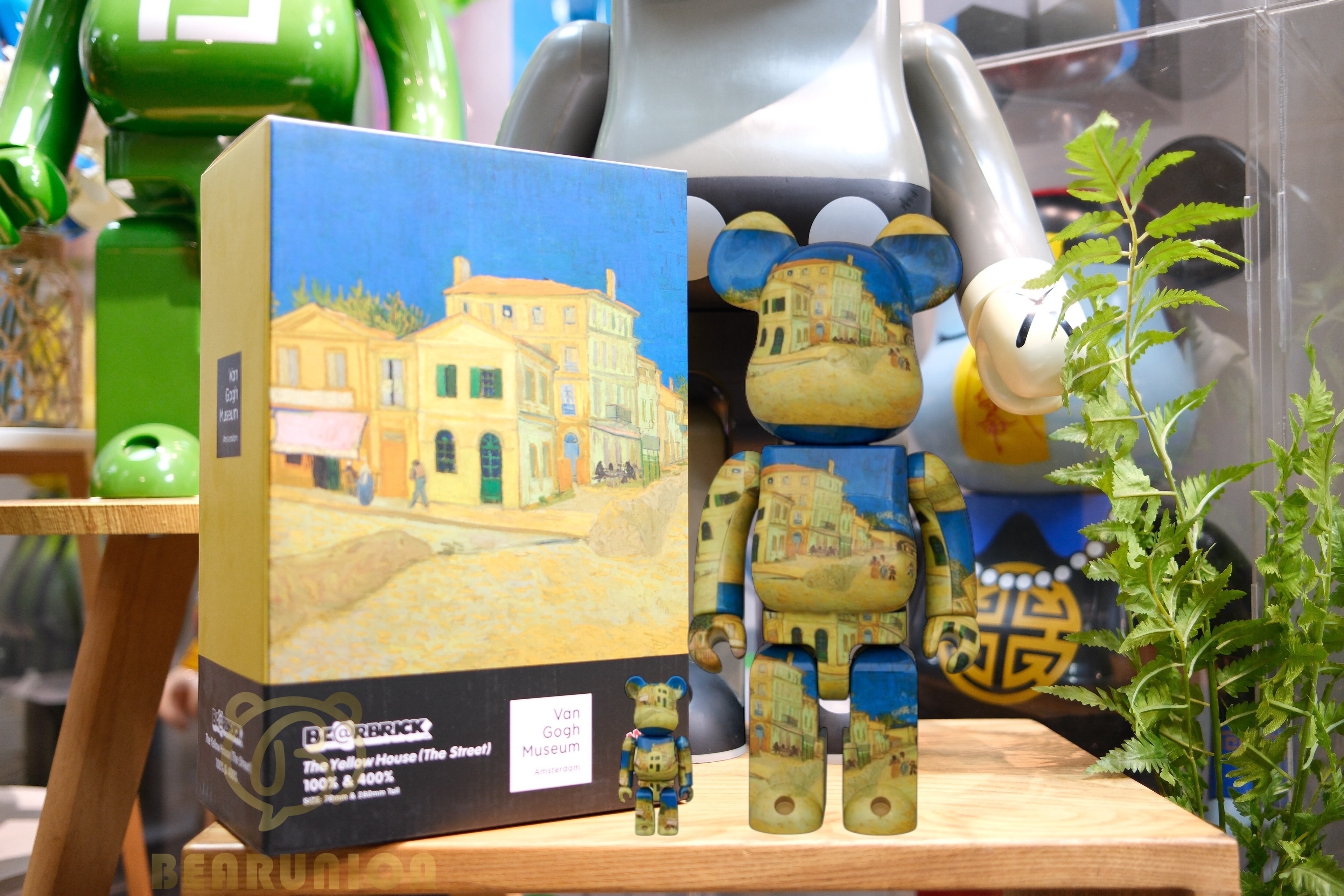 🥇現貨🥇Bearbrick 400% 100% Van Gogh MuseumThe Yellow House