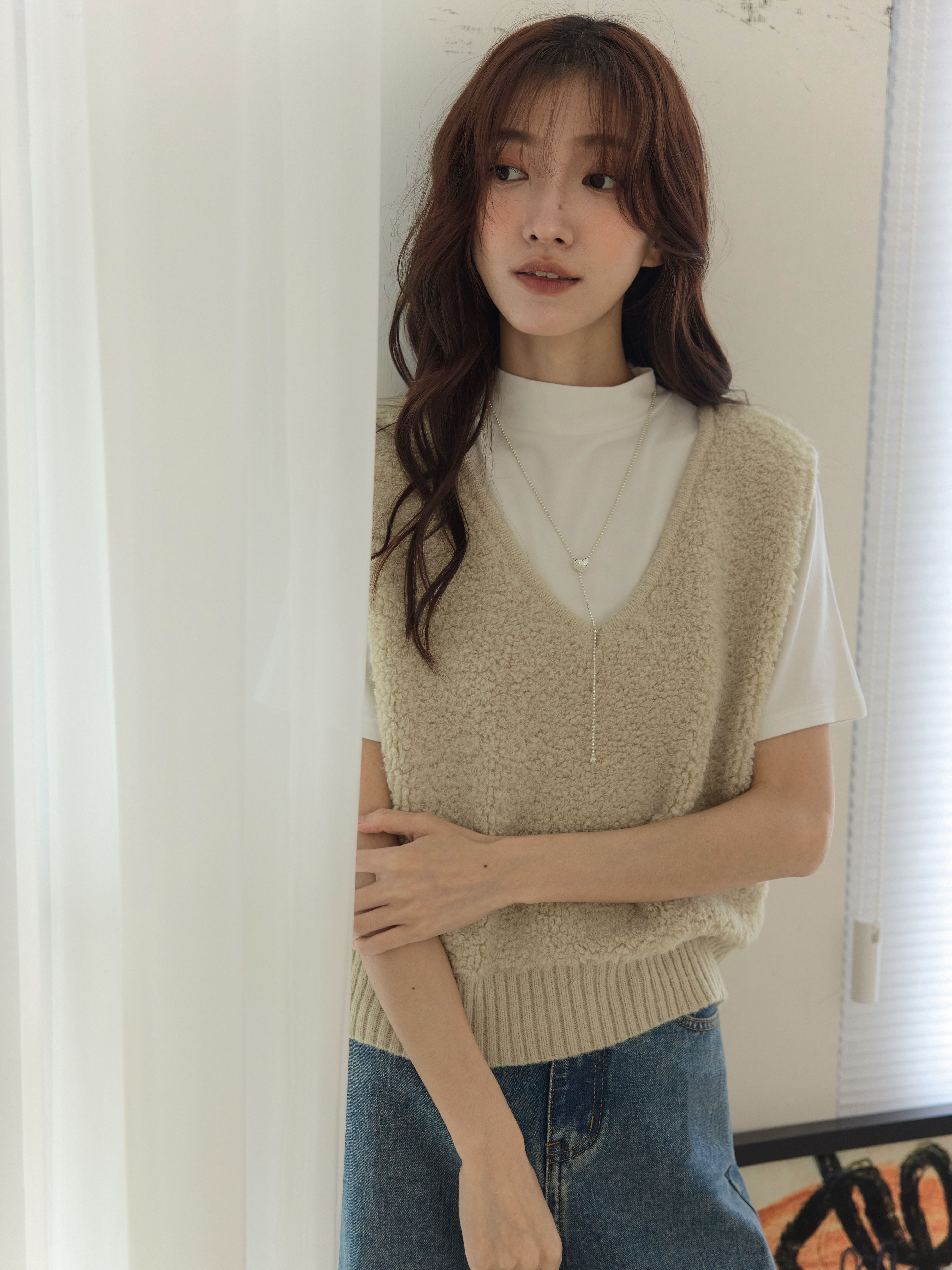 軟萌捲捲毛V領背心