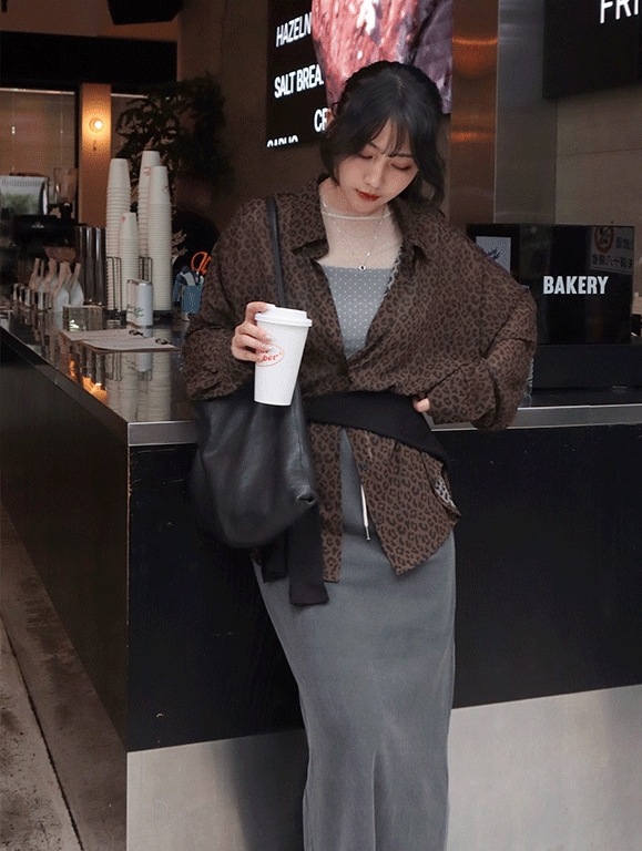 25G125復古又時髦的飄飄豹紋透膚雪紡襯衫(韓製布料)